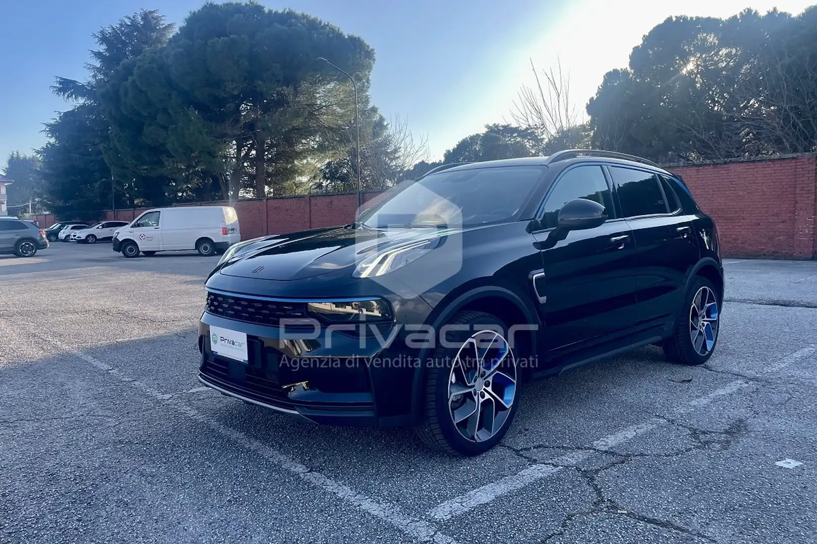 Lynk & Co 01 01 PHEV Nero - 1