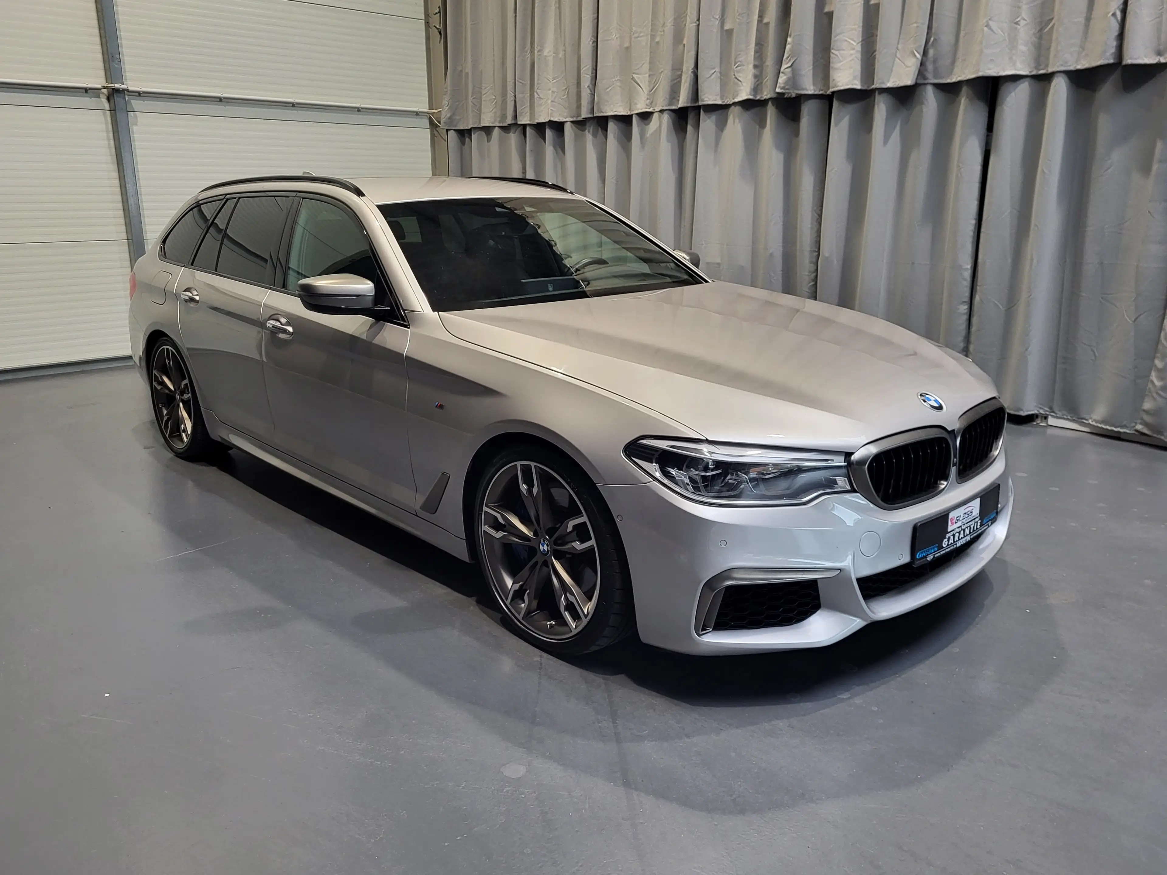 BMW M550 d xDrive *TOP Ausstattung* — photo 3
