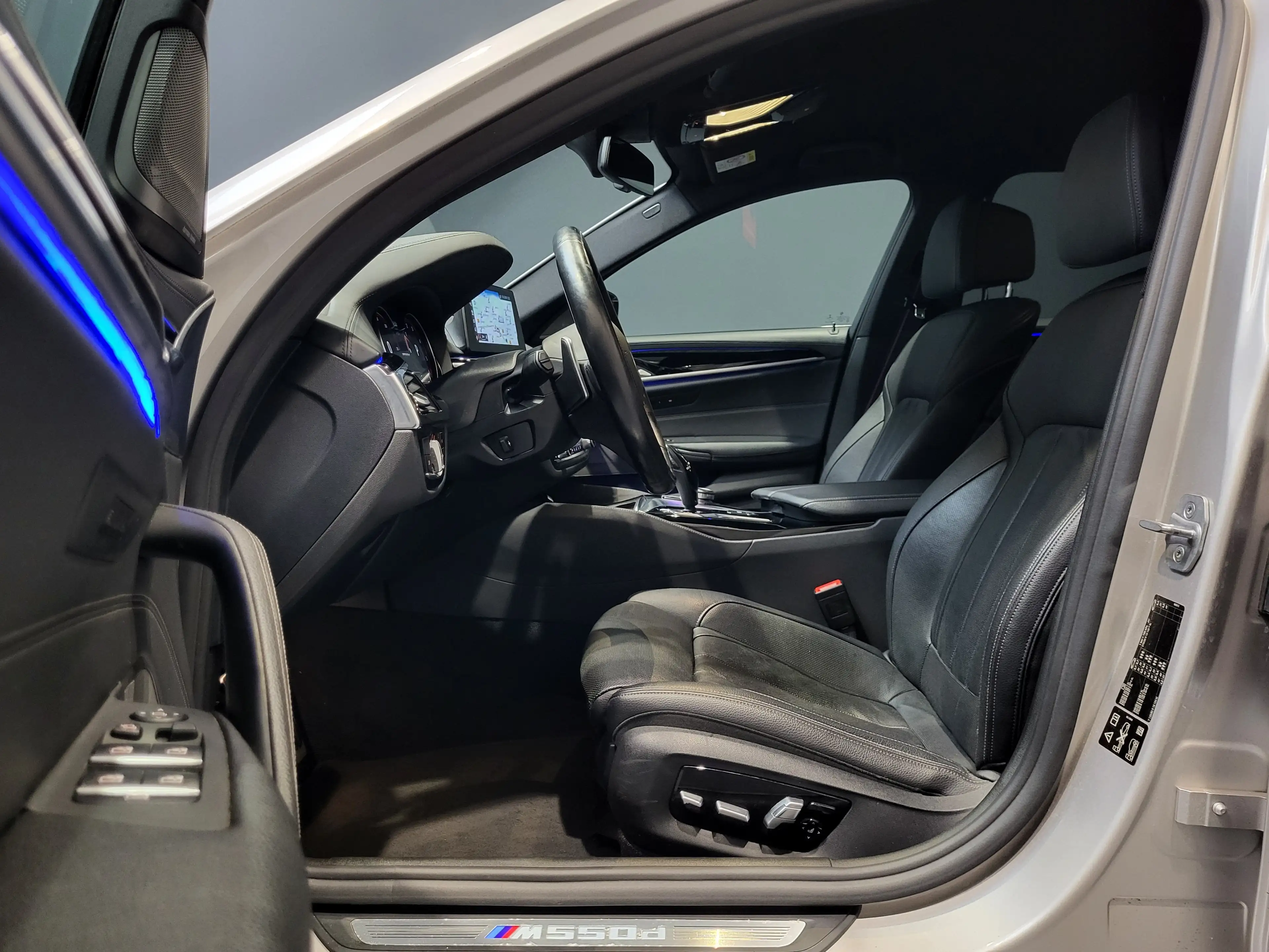 BMW M550 d xDrive *TOP Ausstattung* — photo 7