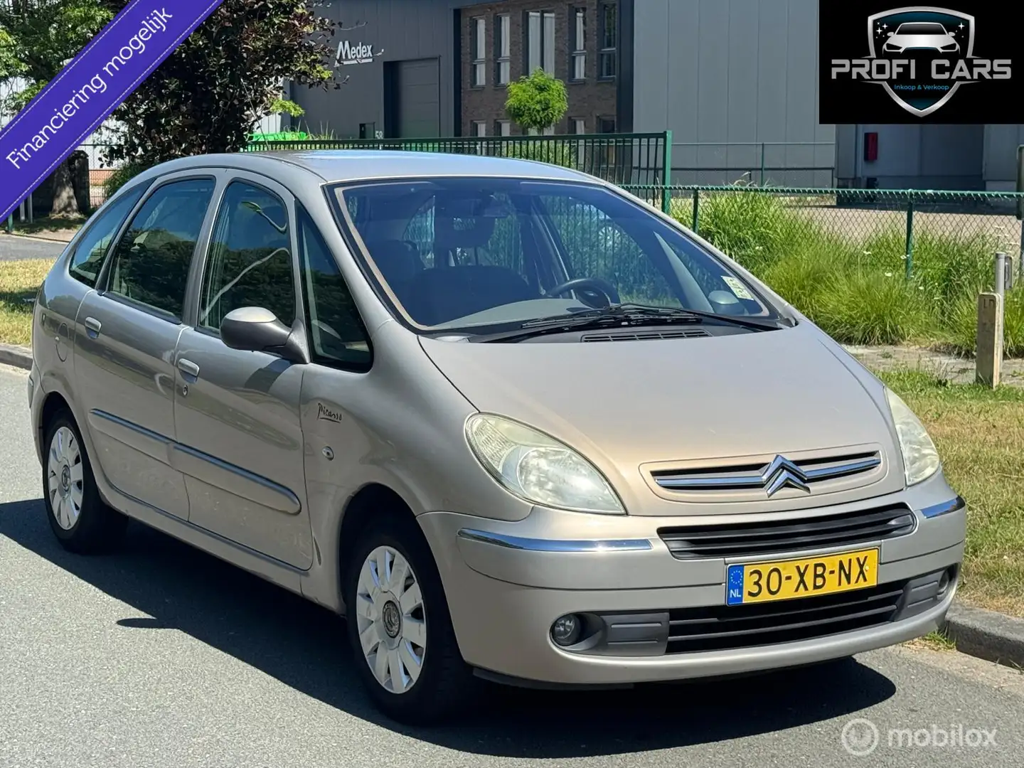 Citroen Xsara Picasso 2.0i-16V Attraction Automaat Airco Gri - 1