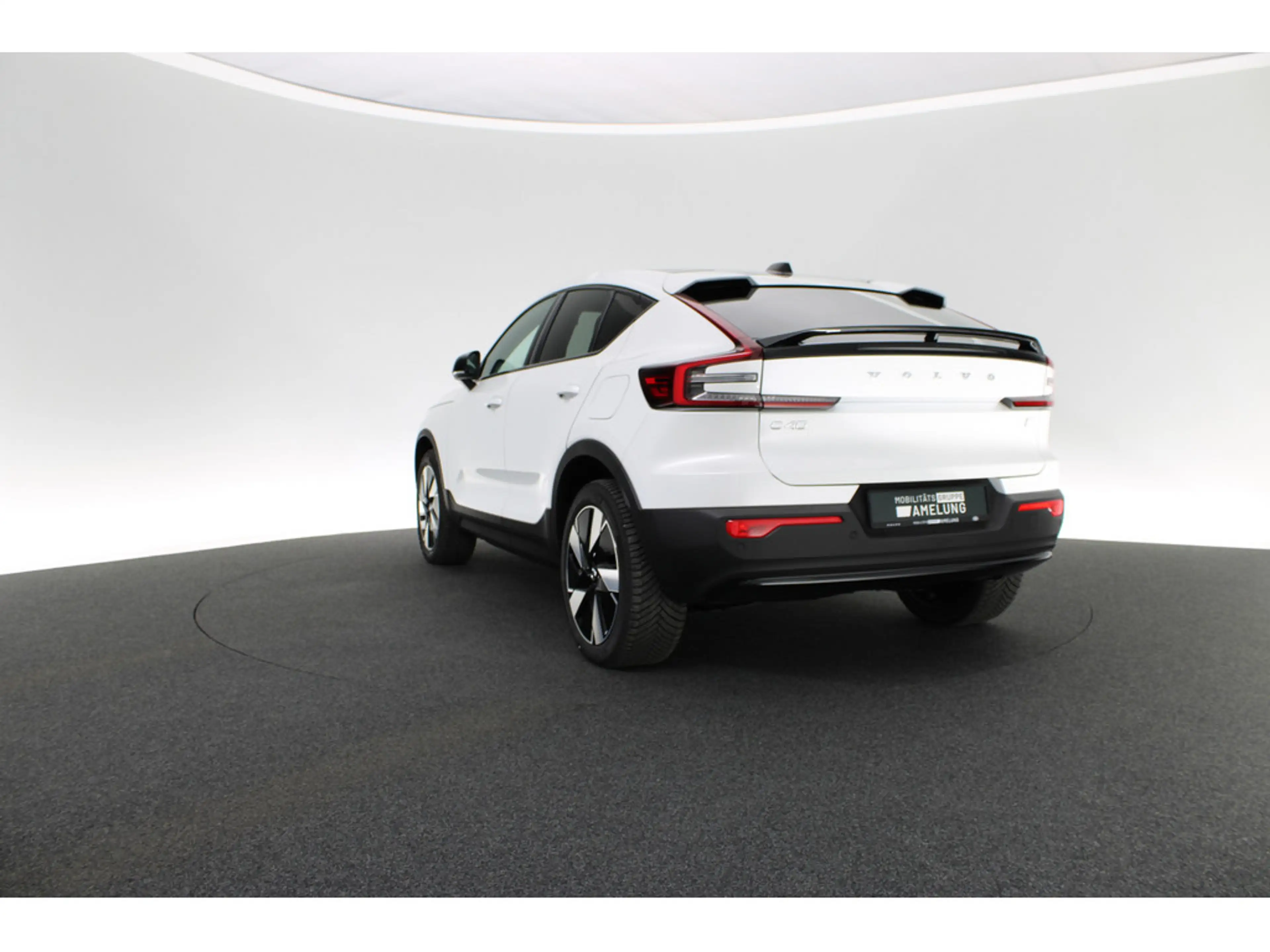 Volvo C40 Plus Recharge Pure Electric 2WD LED PANO — photo 13