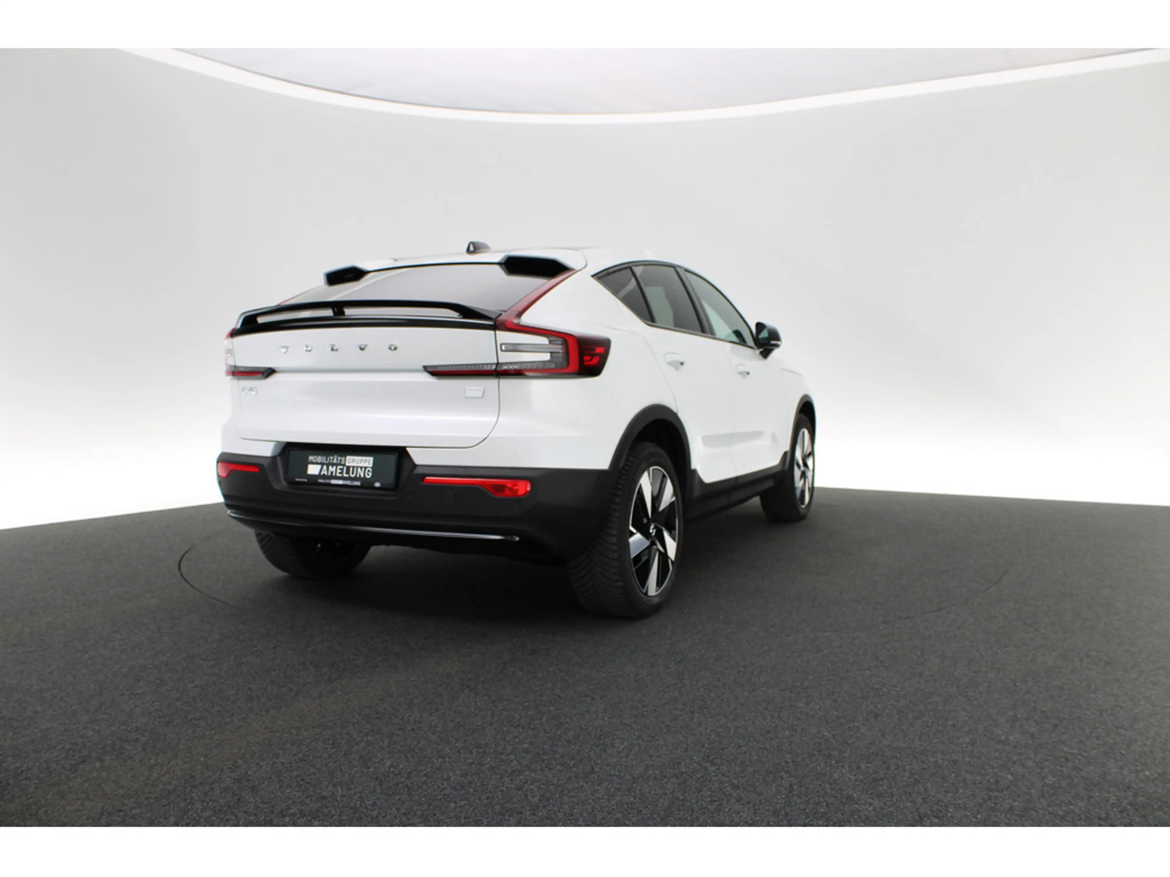 Volvo C40 Plus Recharge Pure Electric 2WD LED PANO — photo 11