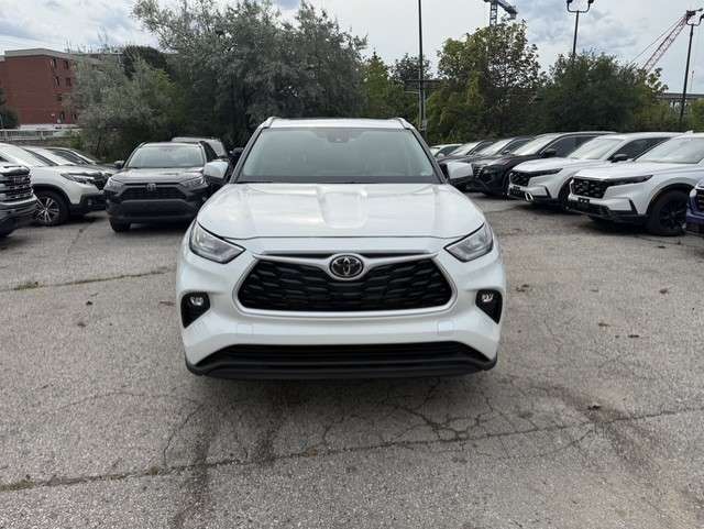 2026 Toyota Highlander XLE Hybrid 8 Passenger — photo 1