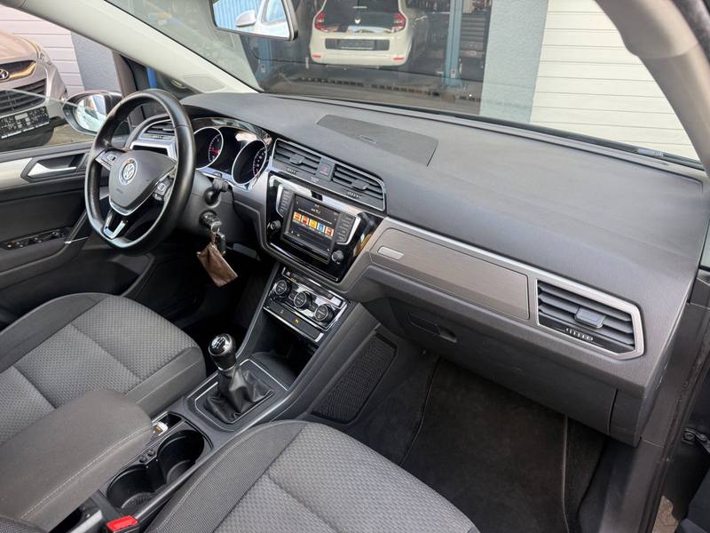 Volkswagen Touran Comfortline *PDCLED*SHZ*** — photo 12