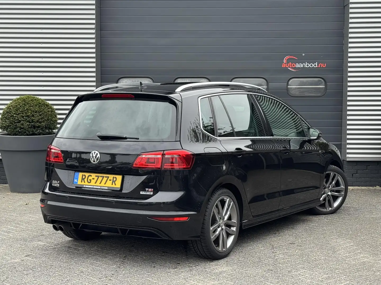 Volkswagen Golf Sportsvan 1.4 TSI Highline | Panoramadak | Navigatie | Camer Noir - 2