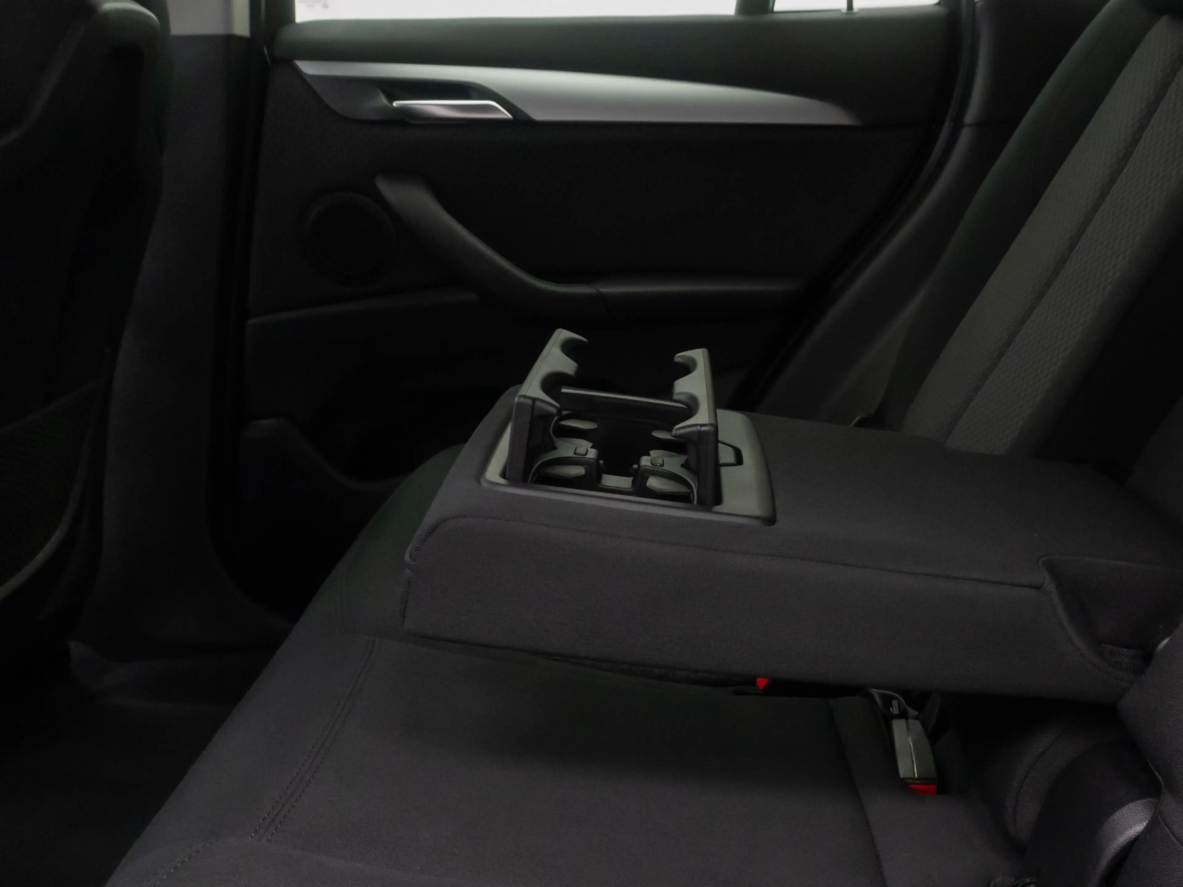 BMW X1 GeschwindigReg DAB ParkAss Navi Lordos — photo 27