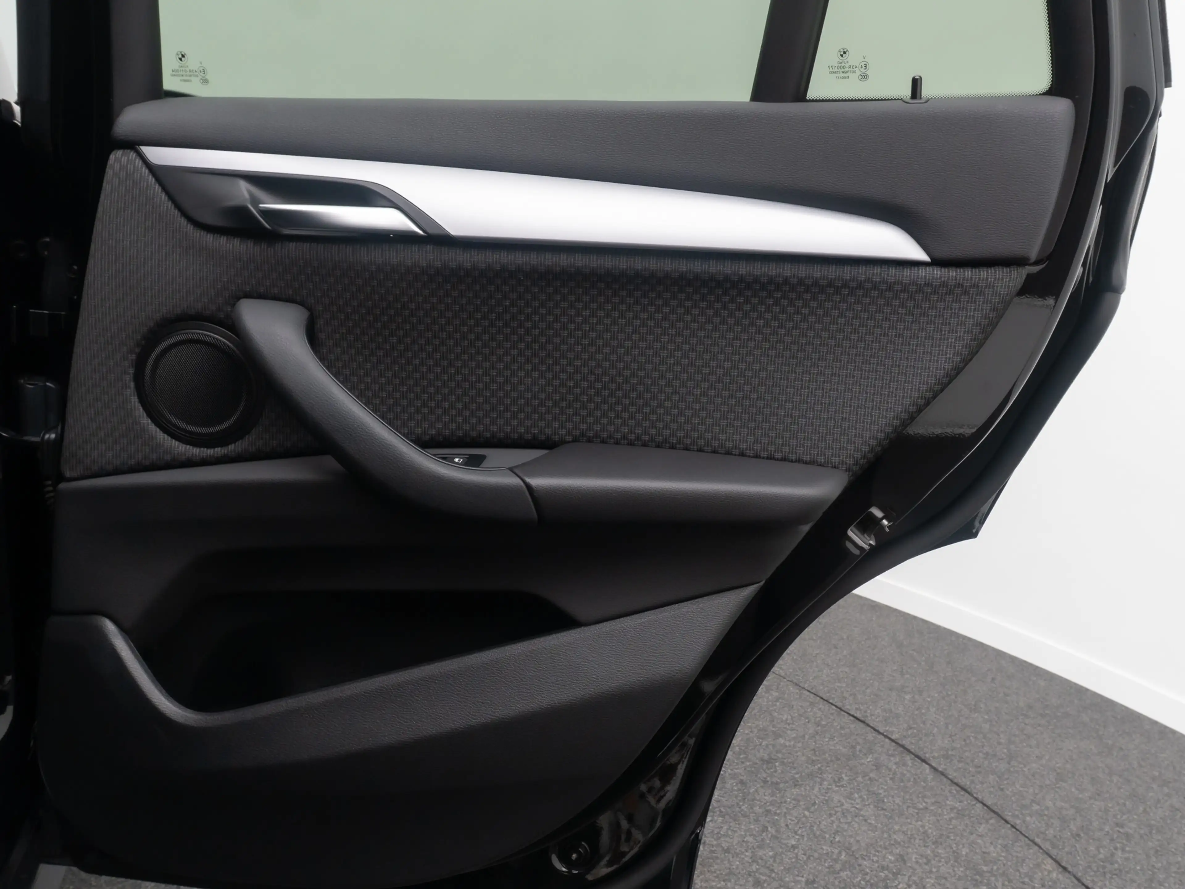 BMW X1 GeschwindigReg DAB ParkAss Navi Lordos — photo 30
