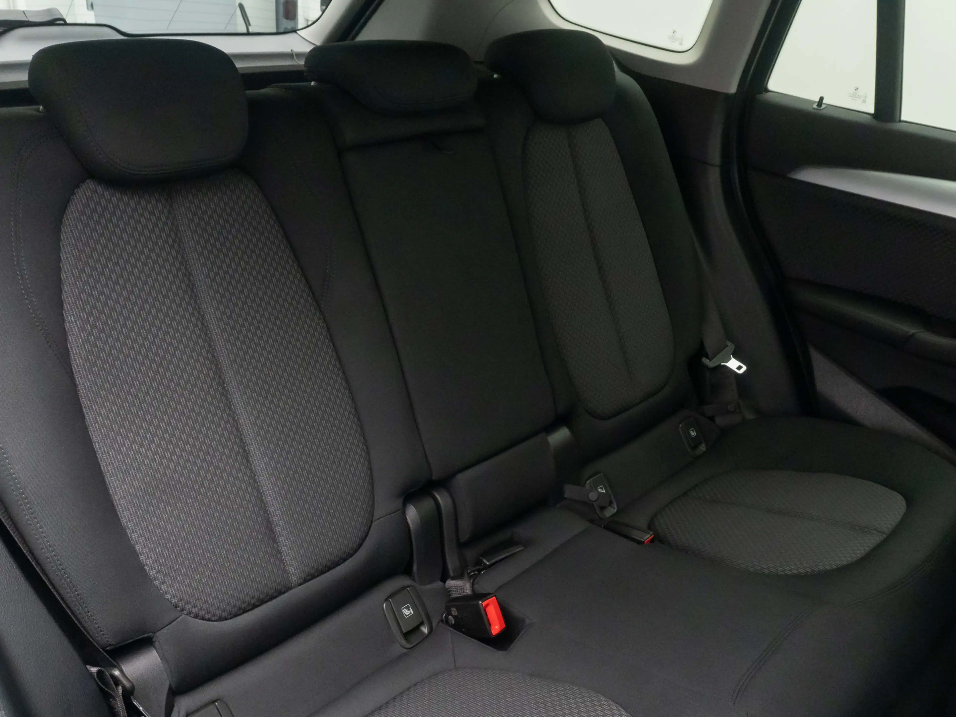BMW X1 GeschwindigReg DAB ParkAss Navi Lordos — photo 28