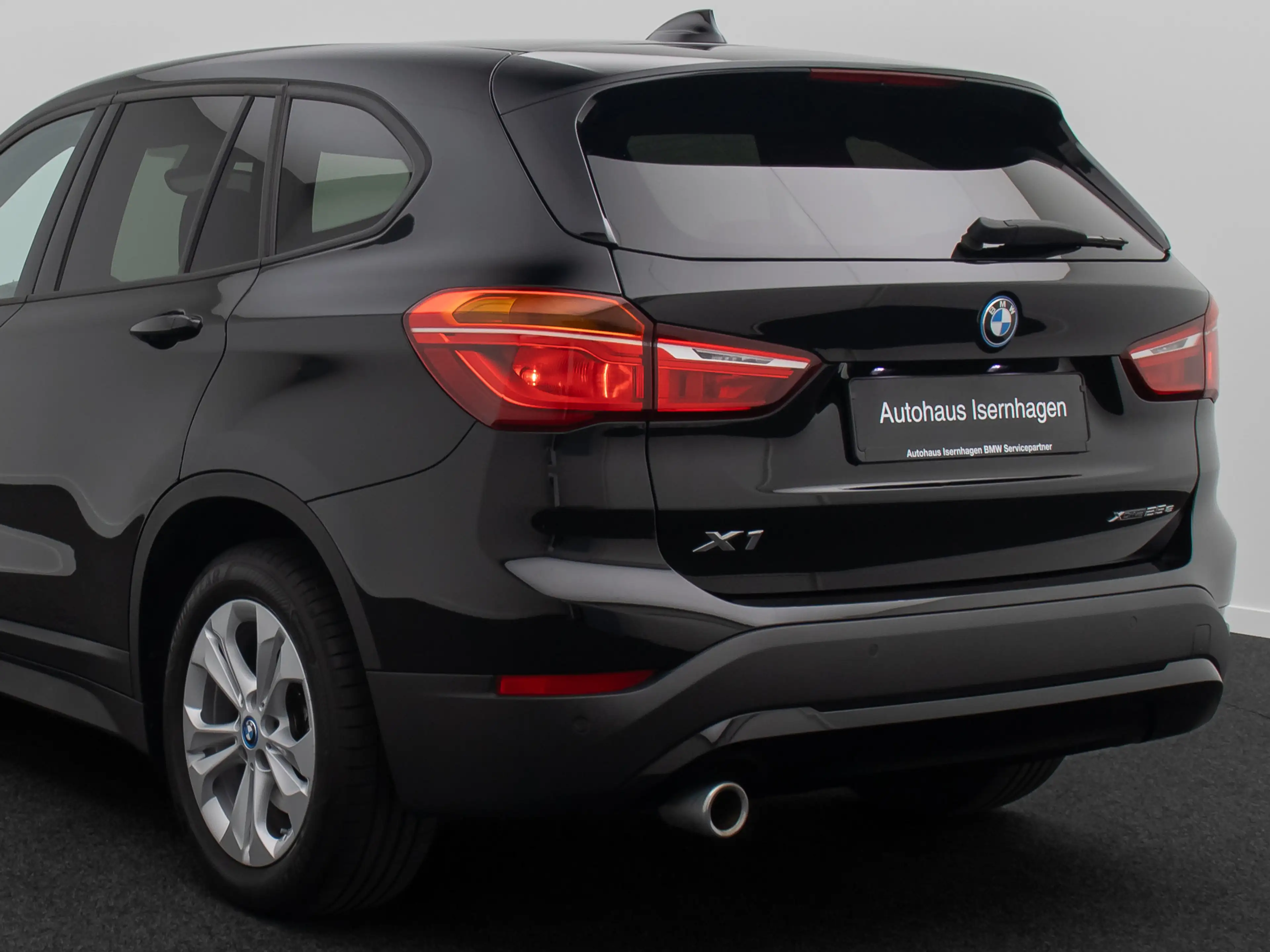 BMW X1 GeschwindigReg DAB ParkAss Navi Lordos — photo 18