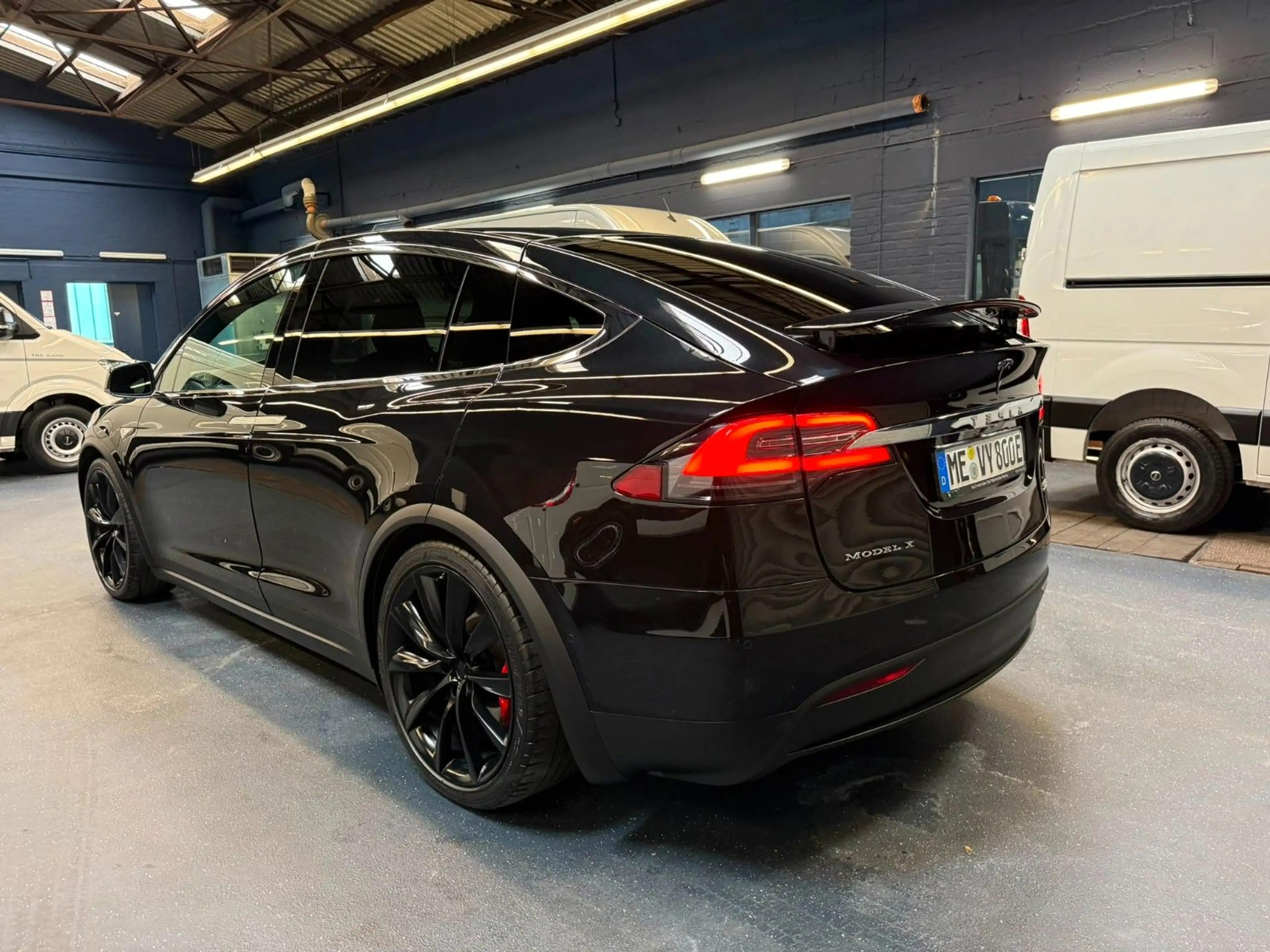 Tesla Model X Performance Dual P90D 6 Sitze CARBON AHK — photo 4