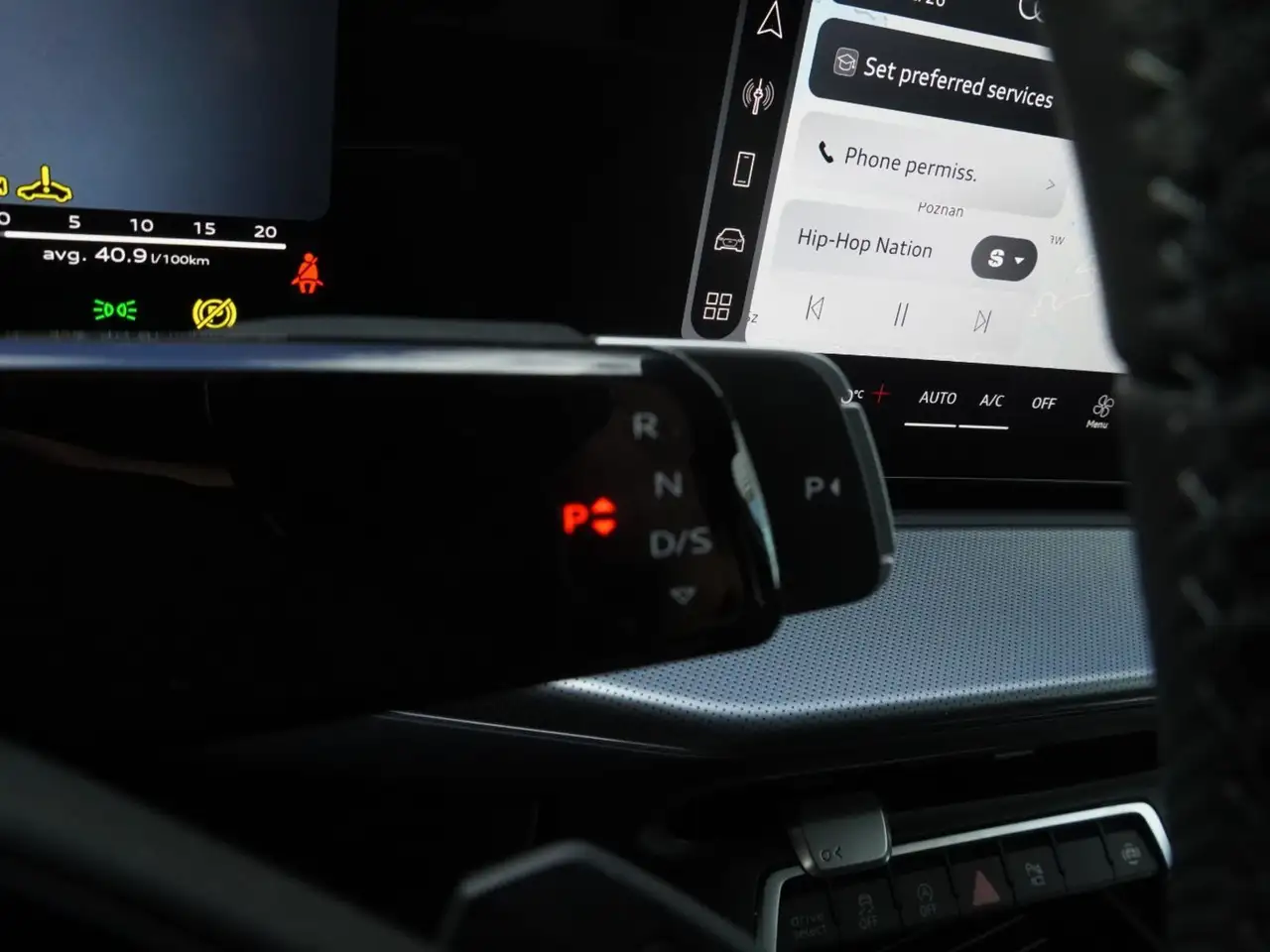 Audi Q3 снимка Audi Q3