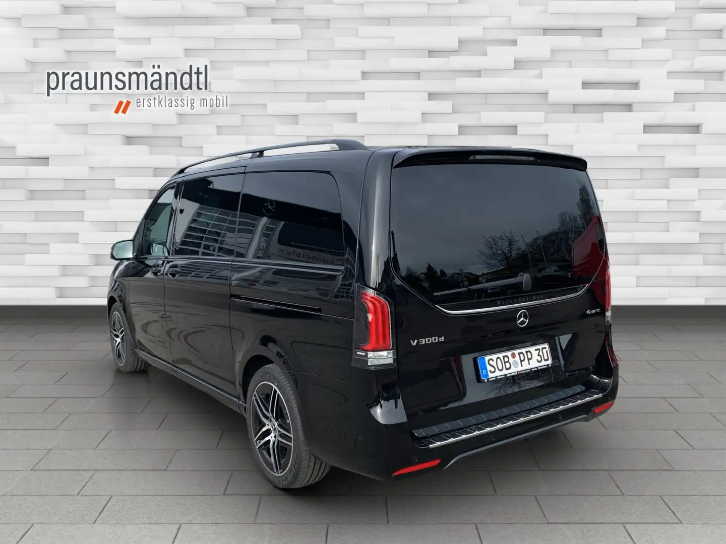Mercedes-Benz V 300 d Avantgarde lang 4Matic Airmatic AHK MBUX Schwarz - 2
