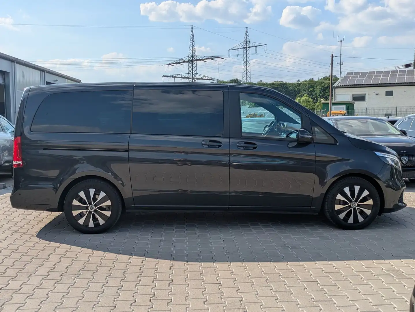 Mercedes-Benz V 250 d EDITION lang PANO*LED*AHK*KAM*APP*BURMES Grey - 2