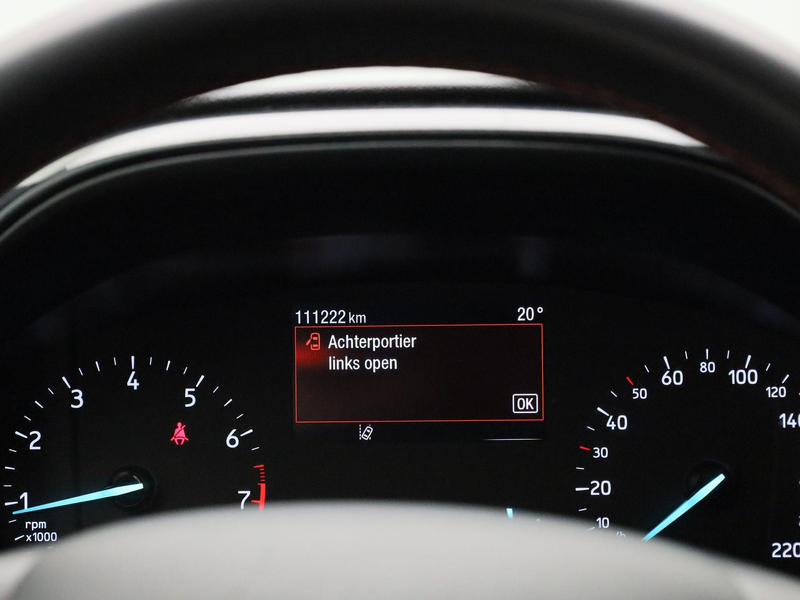 Ford Fiesta 1.0 EcoBoost Hybrid ST-Line X | Cruise Control | A — photo 8