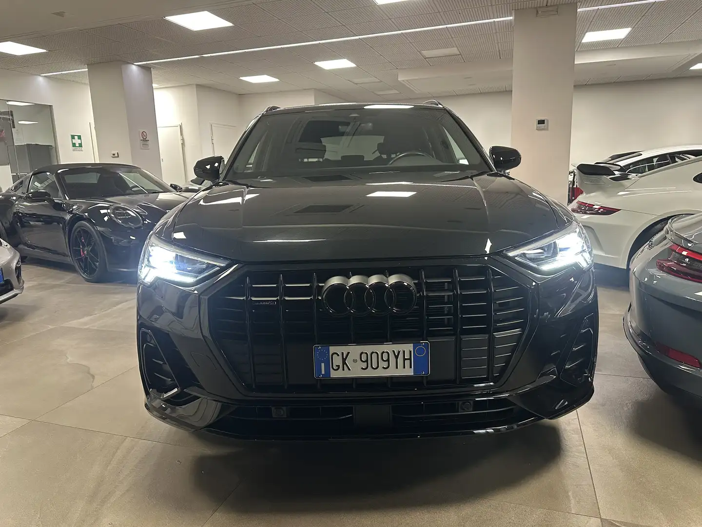 Audi Q3 40 2.0 tdi S line edition quattro 200cv s-tronic Nero - 2