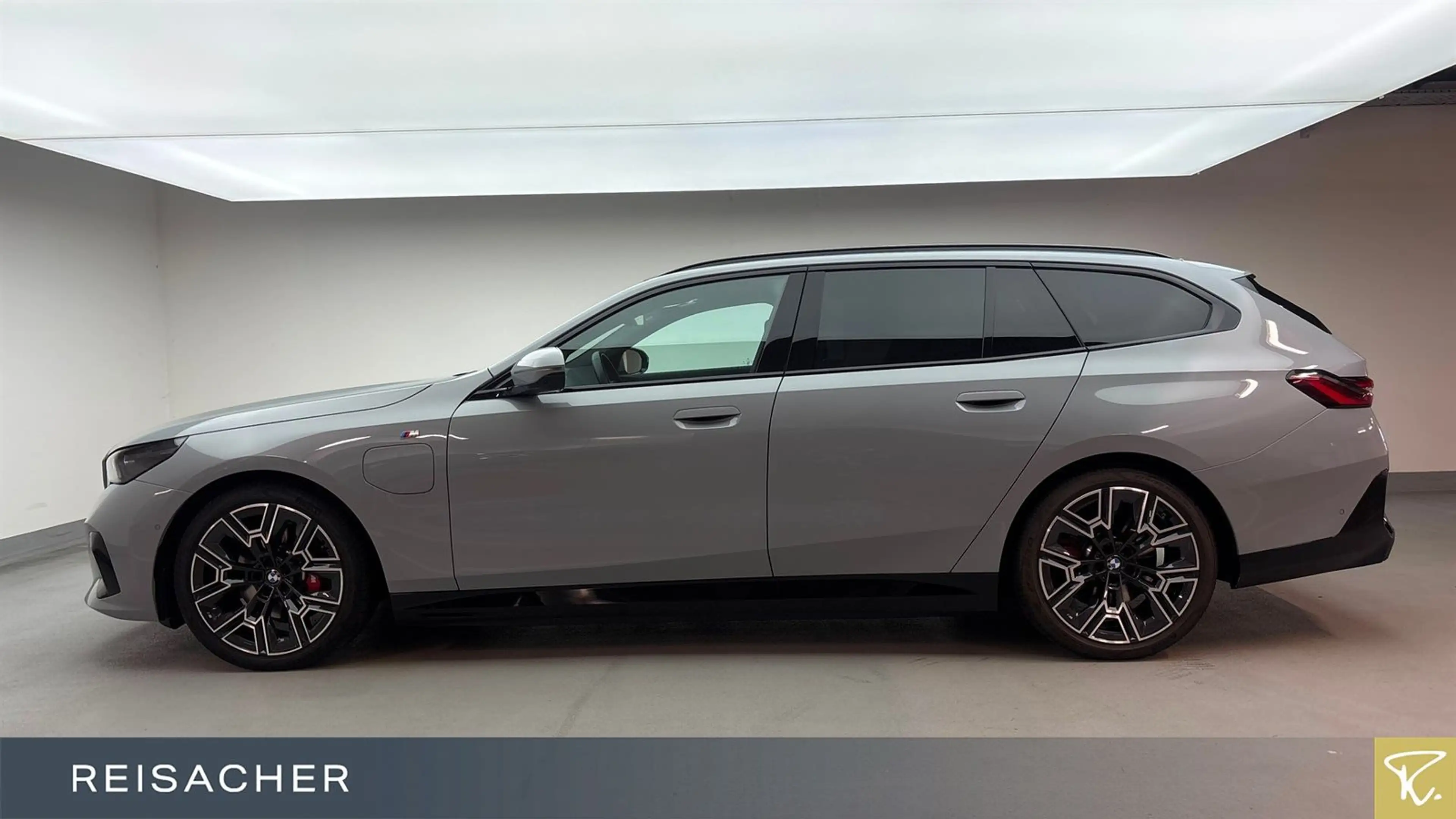 BMW 530 e A Tou — photo 9