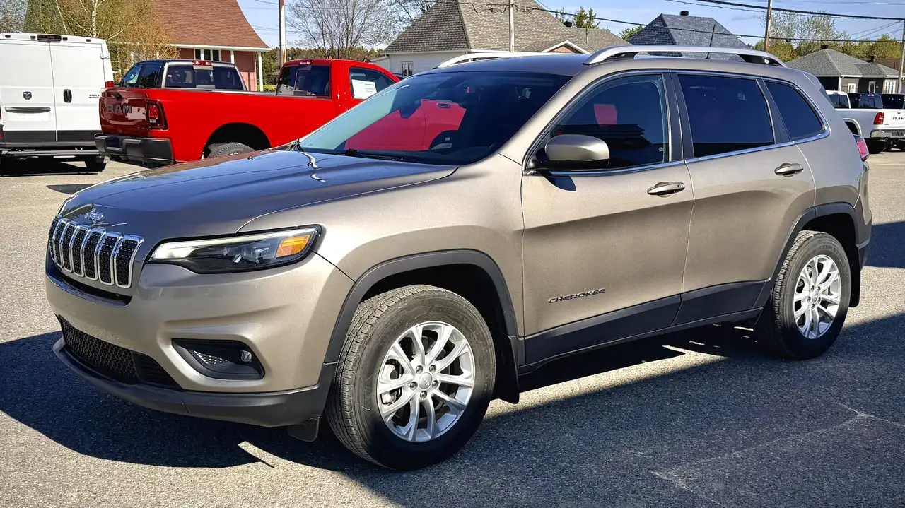 Jeep Cherokee снимка Jeep Cherokee