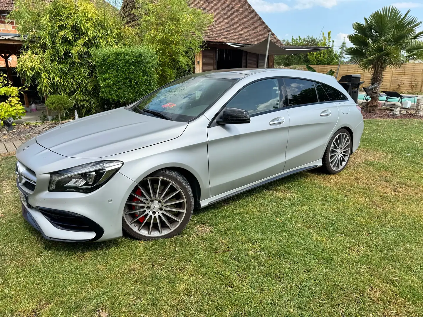 Mercedes-Benz CLA 45 AMG Shooting Brake Speedshift DCT 4Matic - 1