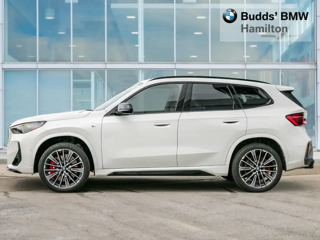 BMW X1 снимка BMW X1