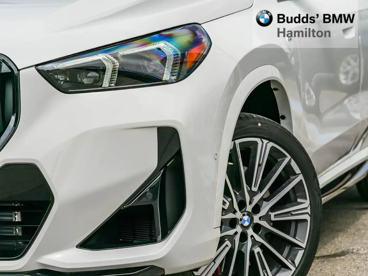 BMW X1 снимка BMW X1