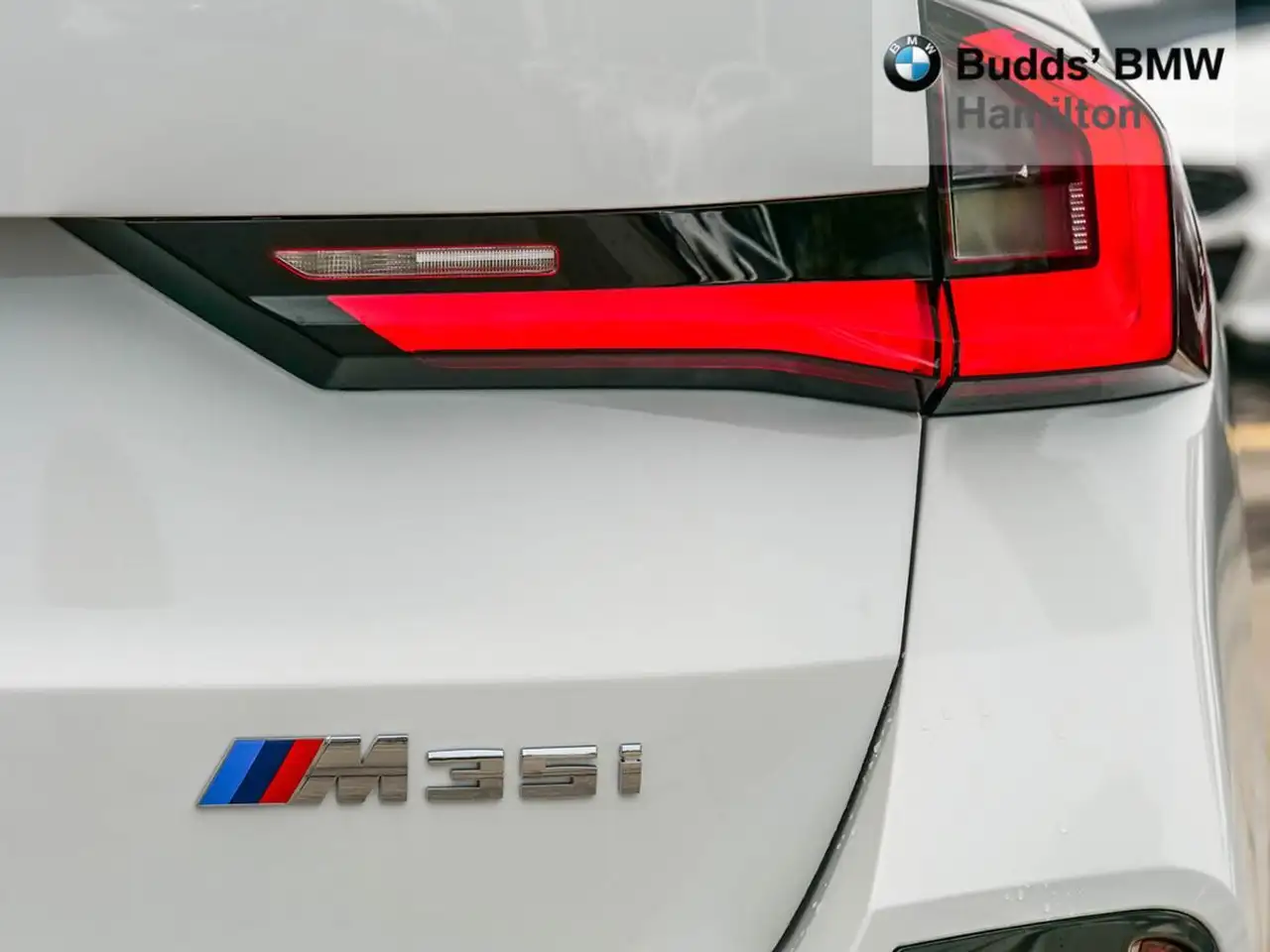 BMW X1 снимка BMW X1