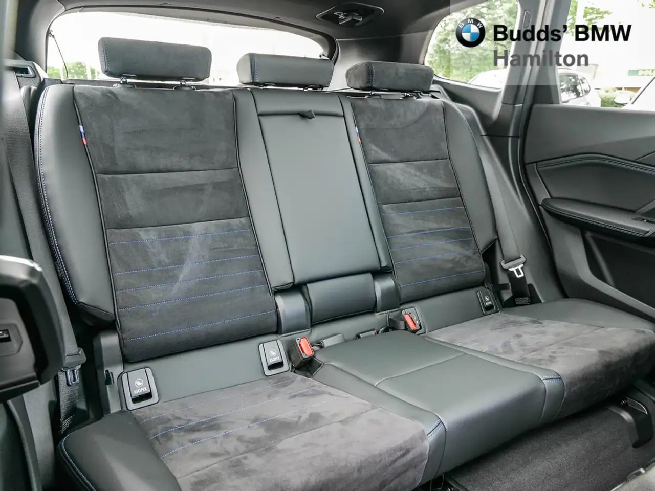 BMW X1 снимка BMW X1