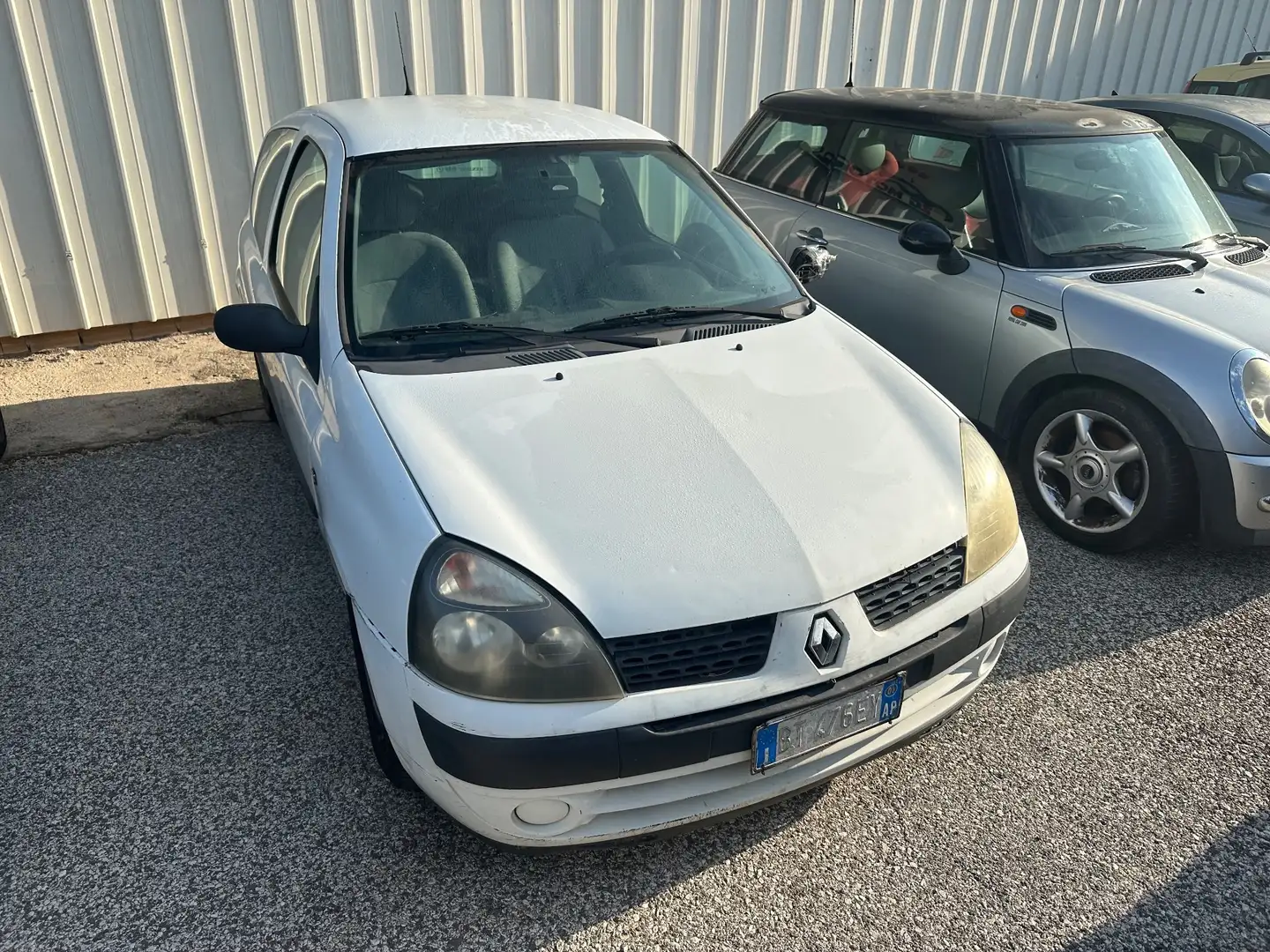 Renault Clio Clio 1.5 dCi 65CV cat 3p. Van White - 2
