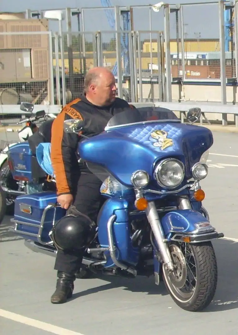 Harley-Davidson Electra Glide Ultra Classic Azul - 2