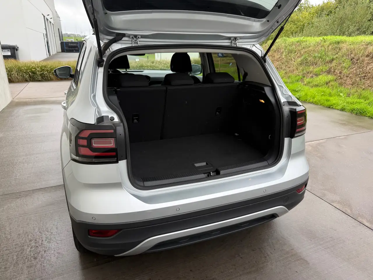 Volkswagen T-Cross 1.0 TSI Life Business DSG / ACC / Cam / Heated seats / Front, миниатюра 16