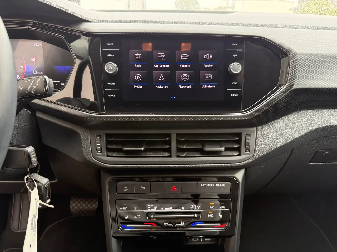 Volkswagen T-Cross 1.0 TSI Life Business DSG / ACC / Cam / Heated seats / Front, миниатюра 10