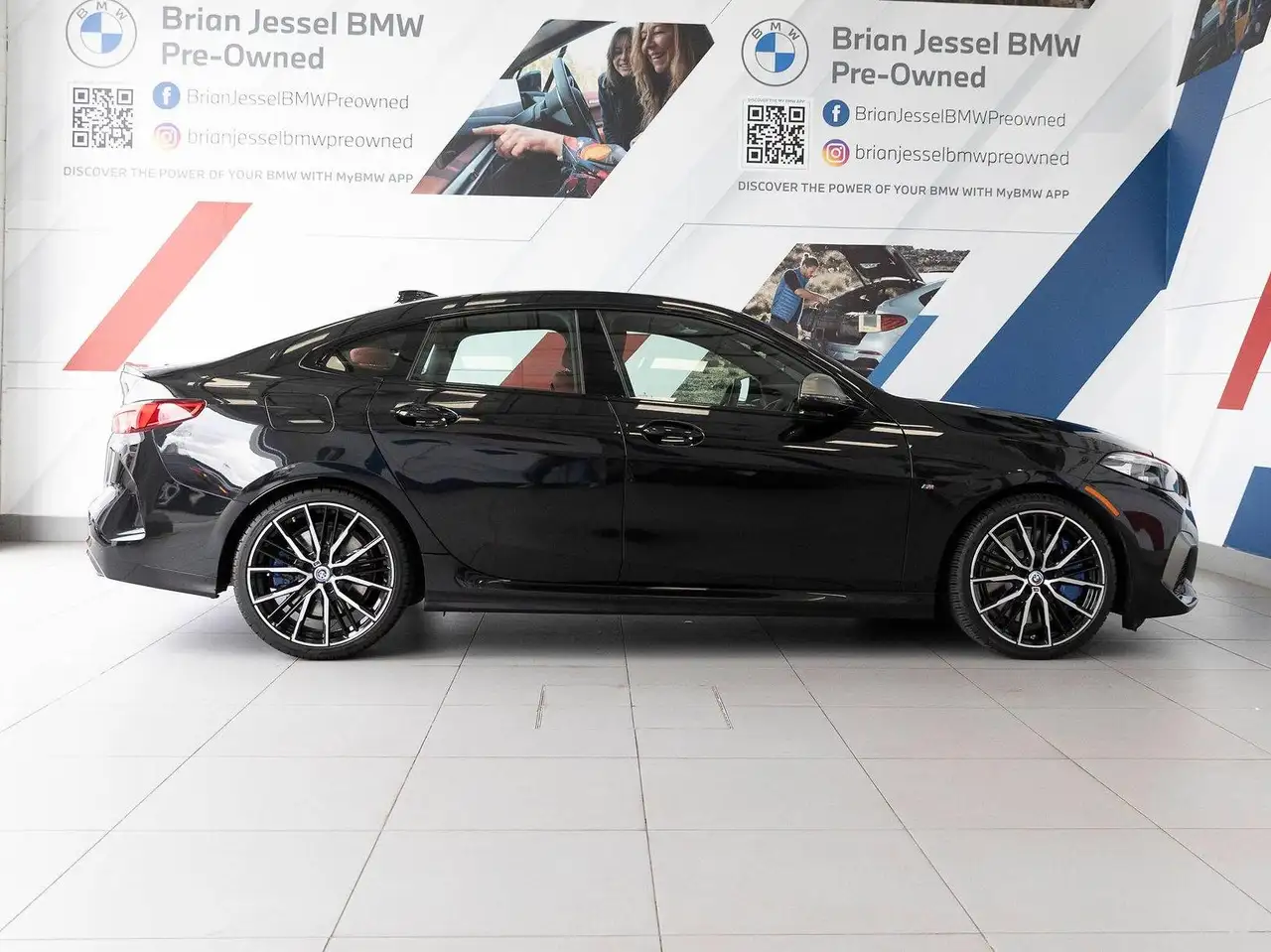BMW 2 Series photo BMW 2 Series