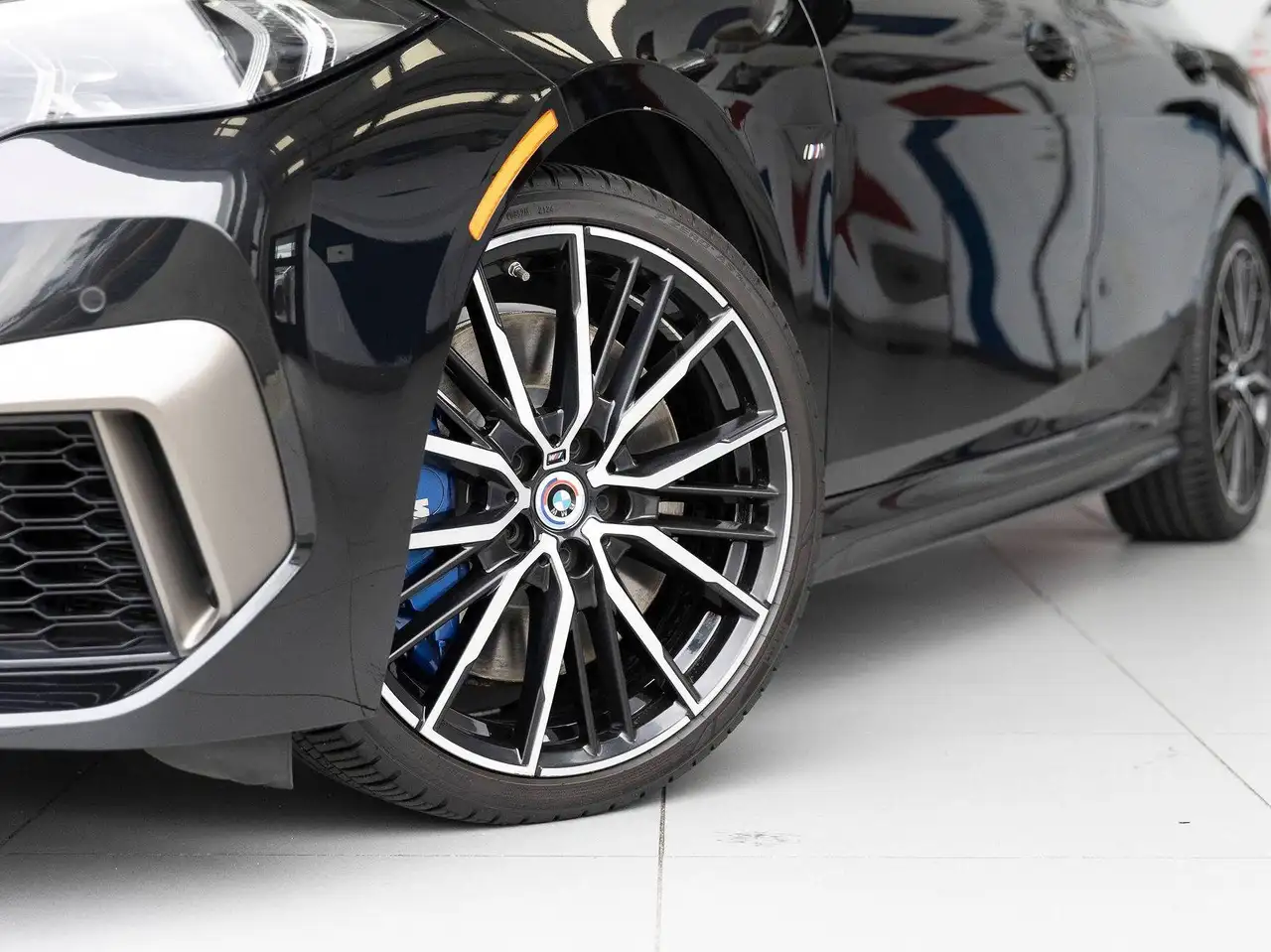 BMW 2 Series photo BMW 2 Series