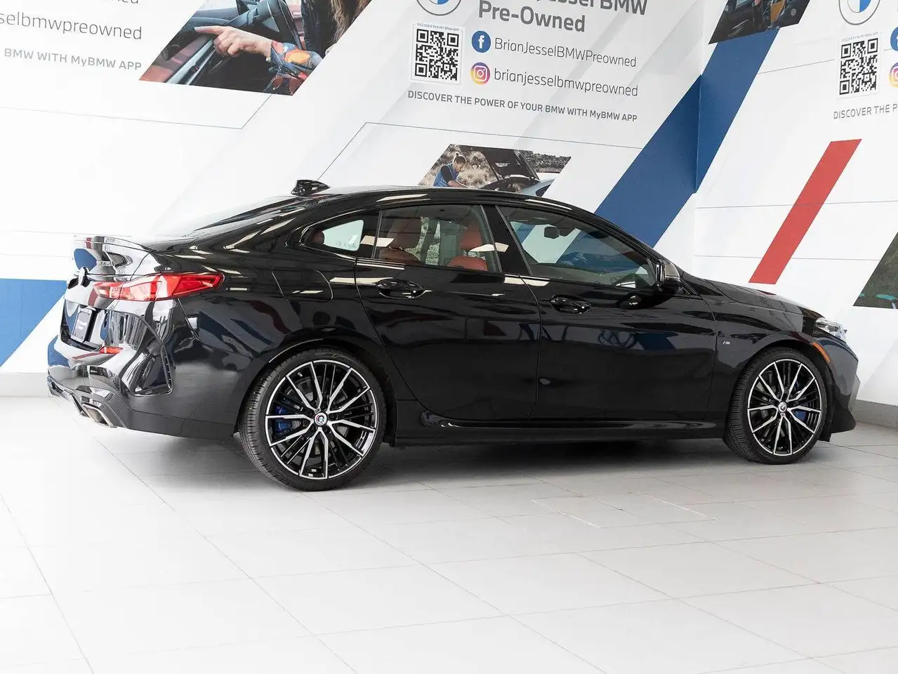 BMW 2 Series photo BMW 2 Series