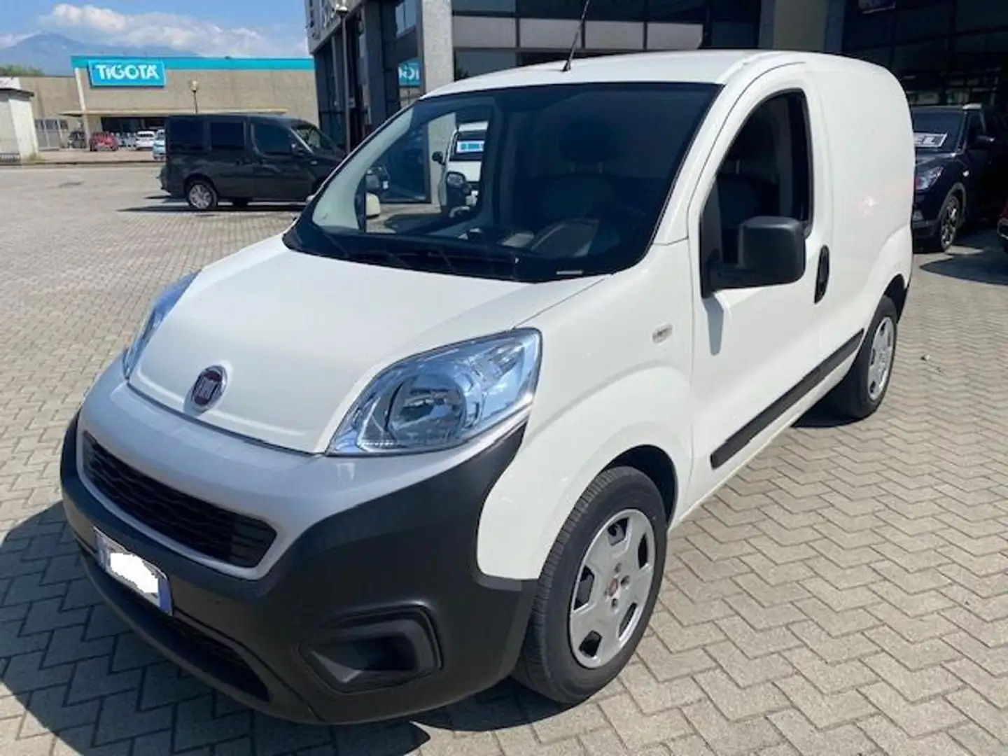 Fiat Fiorino 1.3 MJT 95CV Cargo clima Come nuovo! Blanc - 1
