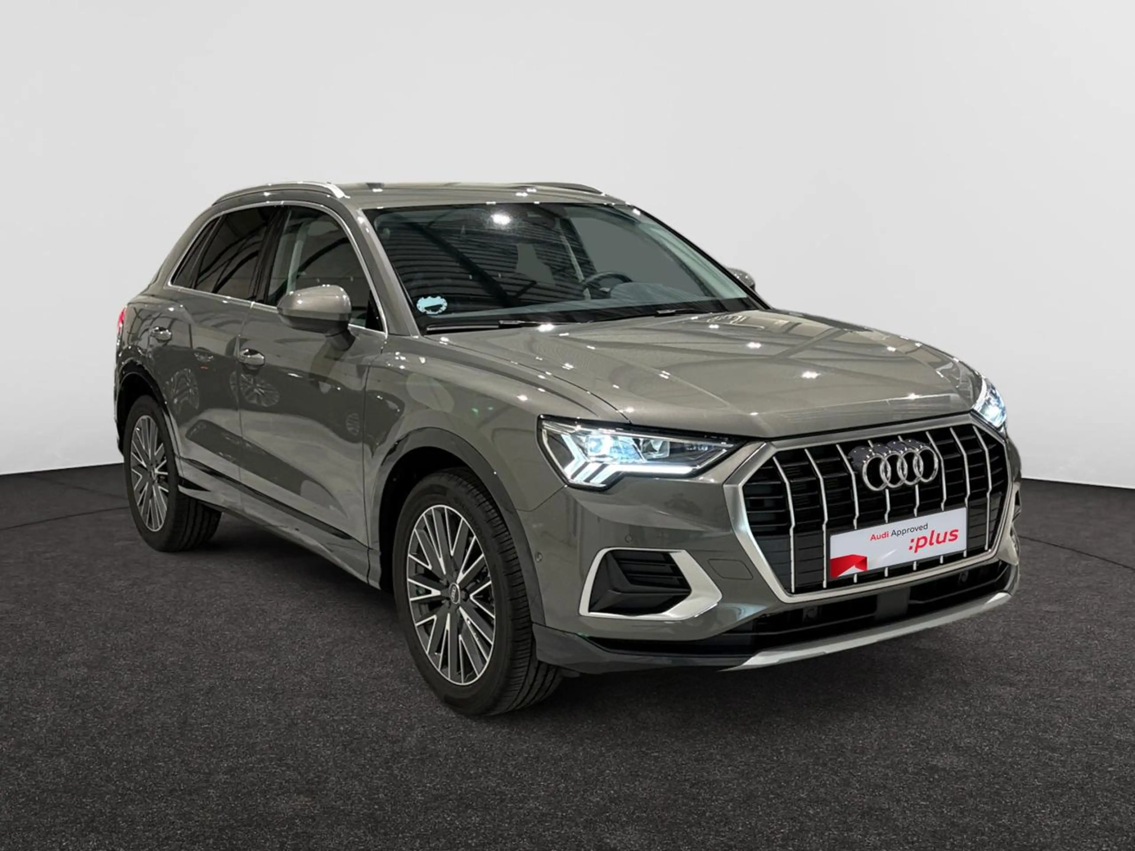Audi Q3 TFSI 110 kW S tronic Dodehoekwaarschuwing - Elektrische zetel - Comfortsleutel - Grootlichtassistent — photo 6
