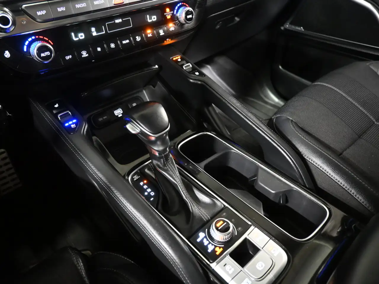 Kia Telluride photo Kia Telluride