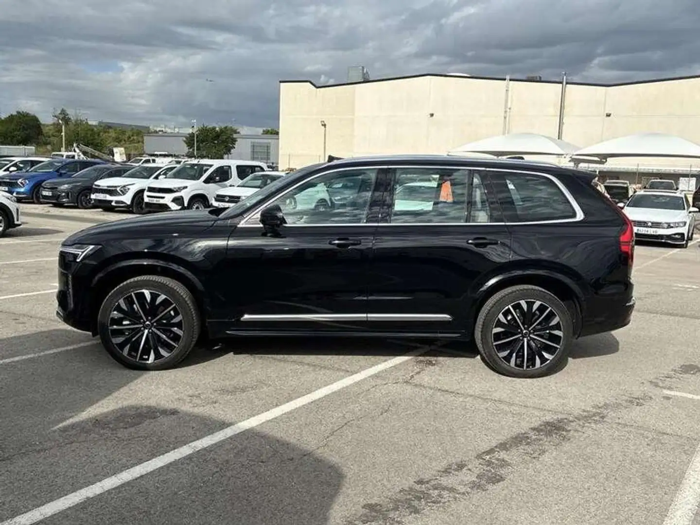 Volvo XC90 2.0 B5 Gasolina AWD Plus Dark Auto Negro - 2