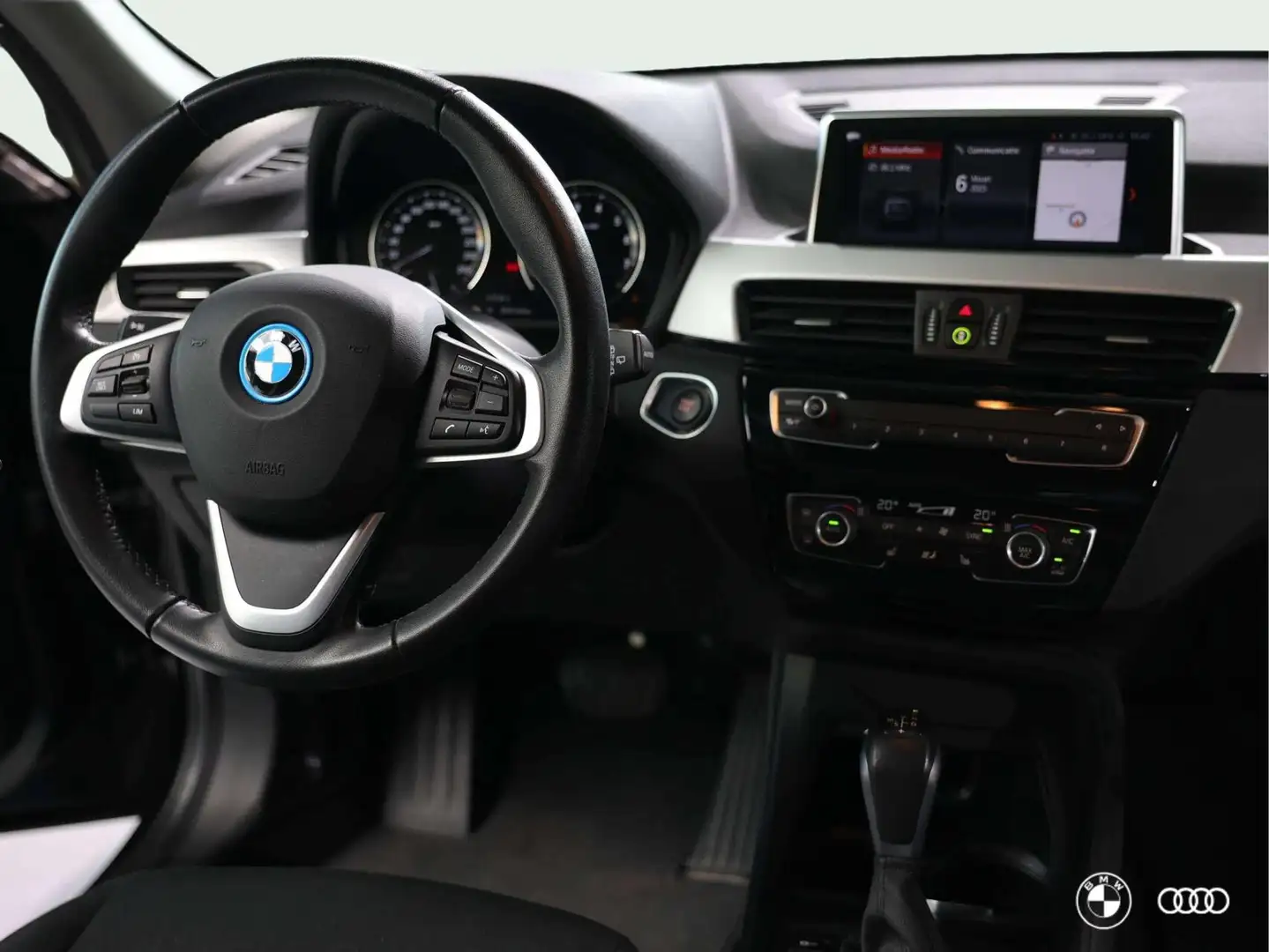 BMW X1 xDr25e eDrive Edition / CLIMA / NAVI / DAB+ / 17" Zwart - 2