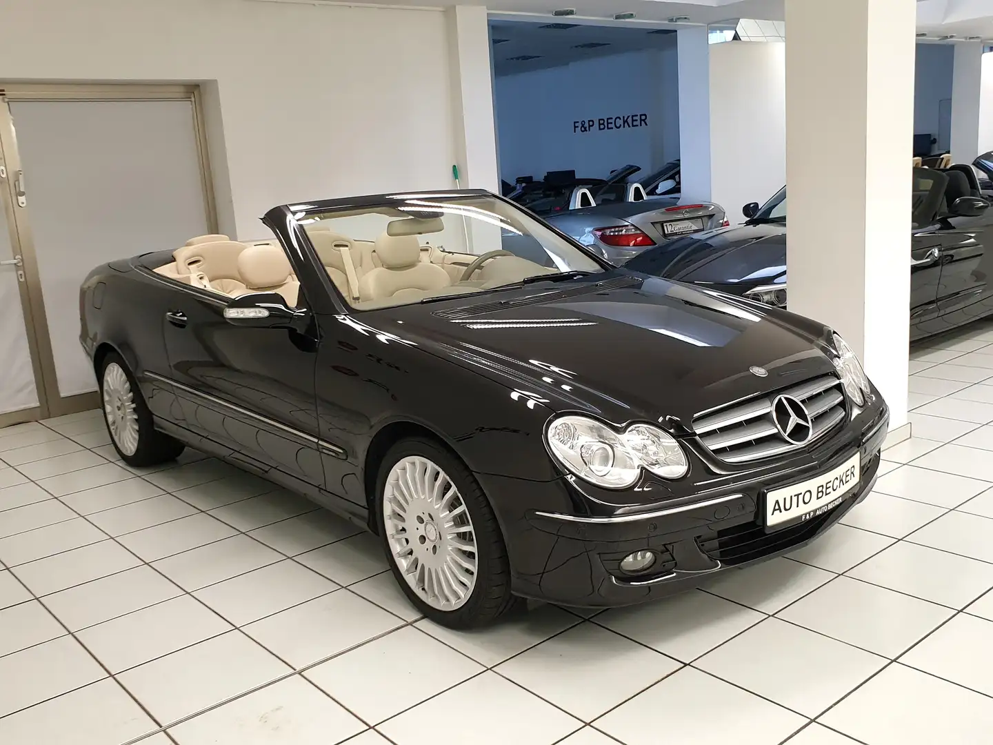 Mercedes-Benz CLK 280 Cabrio 7G-TRONIC Elegance Leder Navi BiXenon PDC Nero - 2