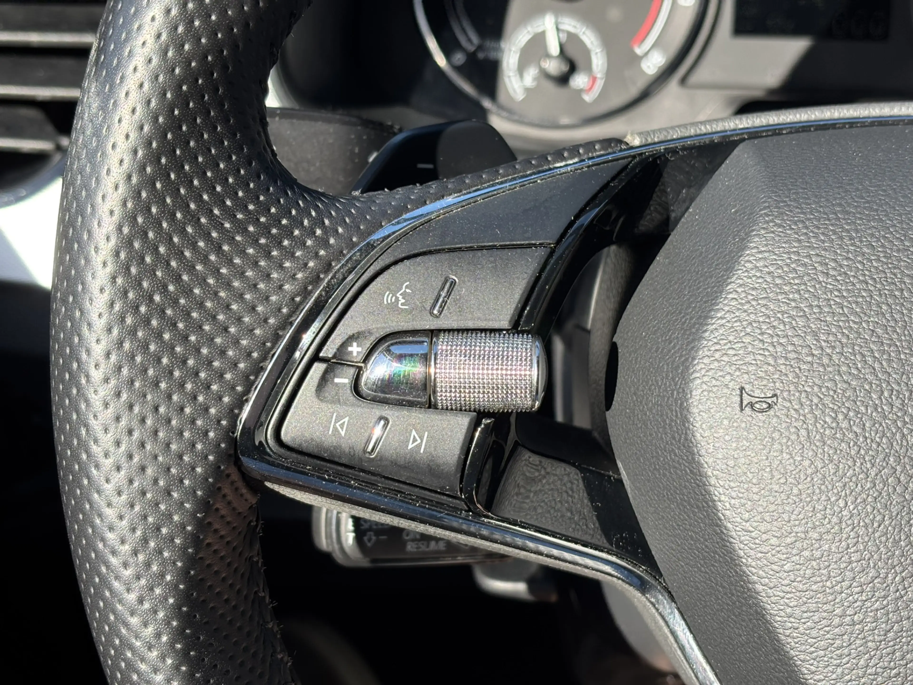 Skoda Scala 1.0 TSI Sport Business / NAP / Applecarplay/Androi — photo 13