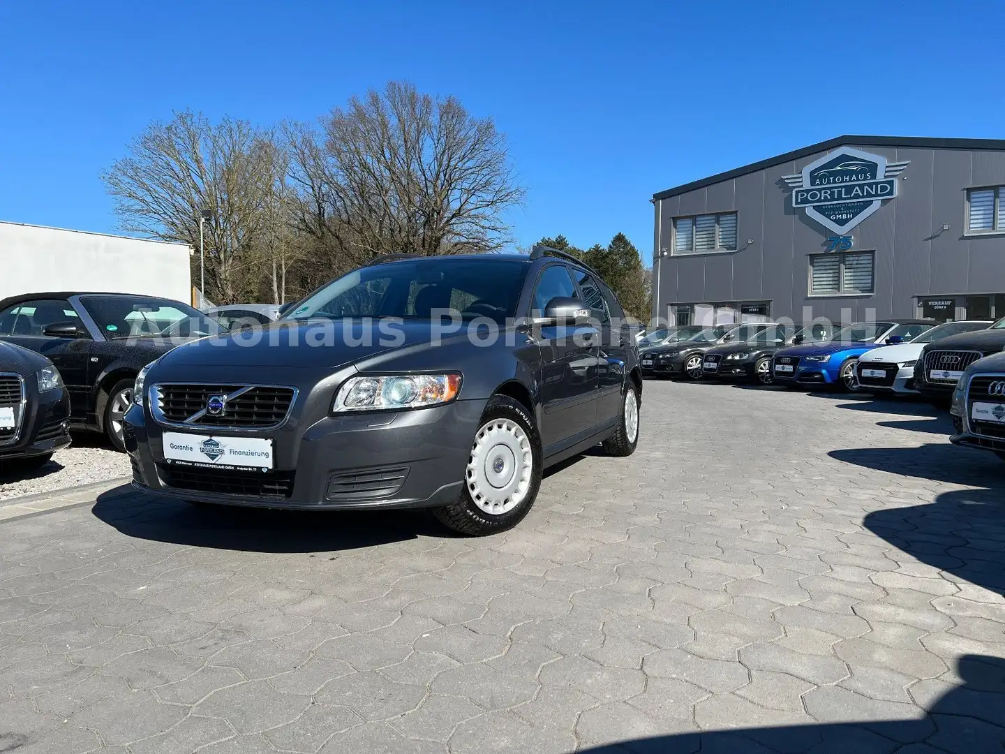Volvo V50 Kombi 1.6/VOLVO S-Heft/Xenon/SHZ Grau - 1