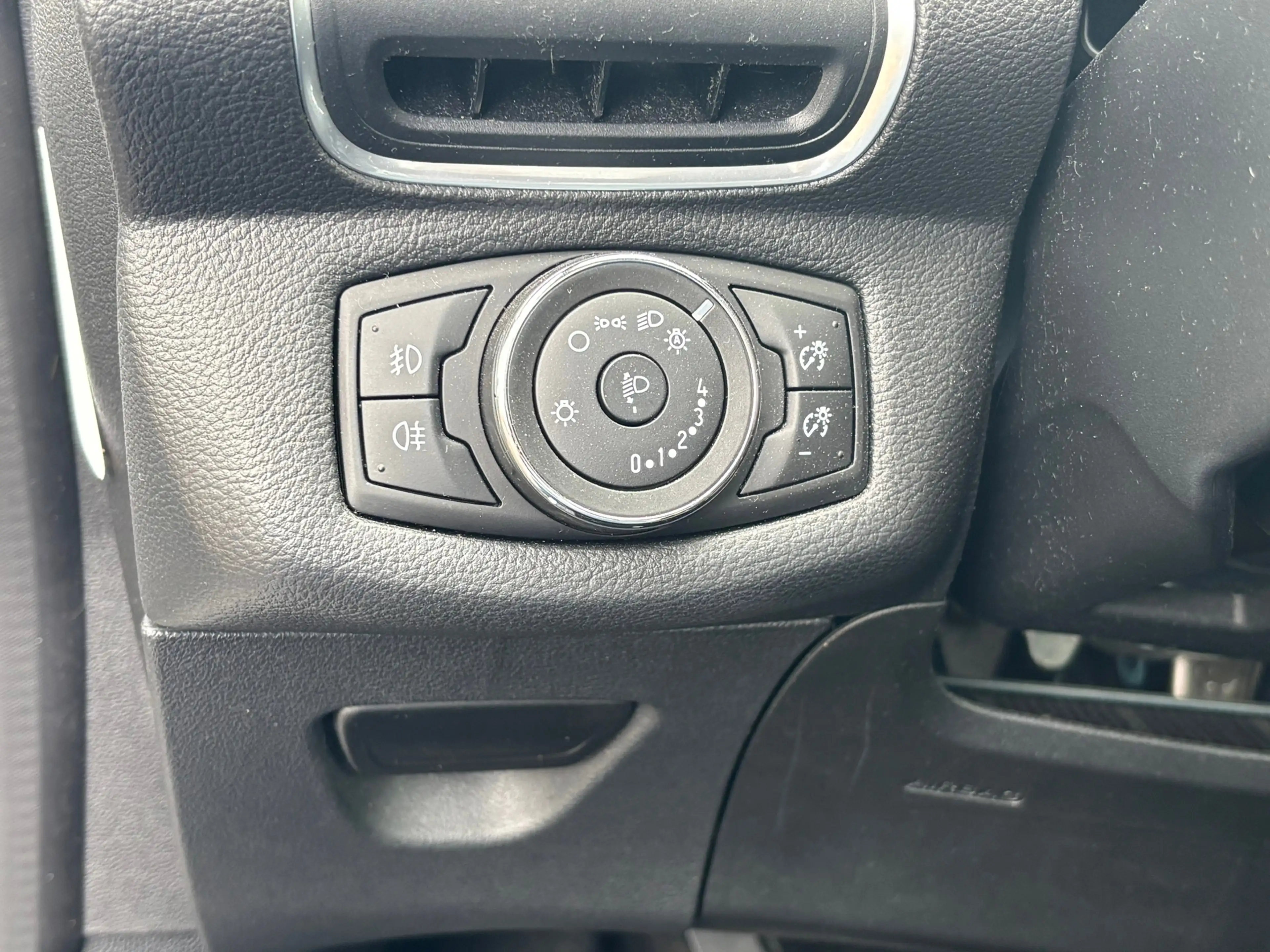 Ford B-Max 1.0 EcoBoost Titanium. Navi ! Pano ! Airco ! — photo 21