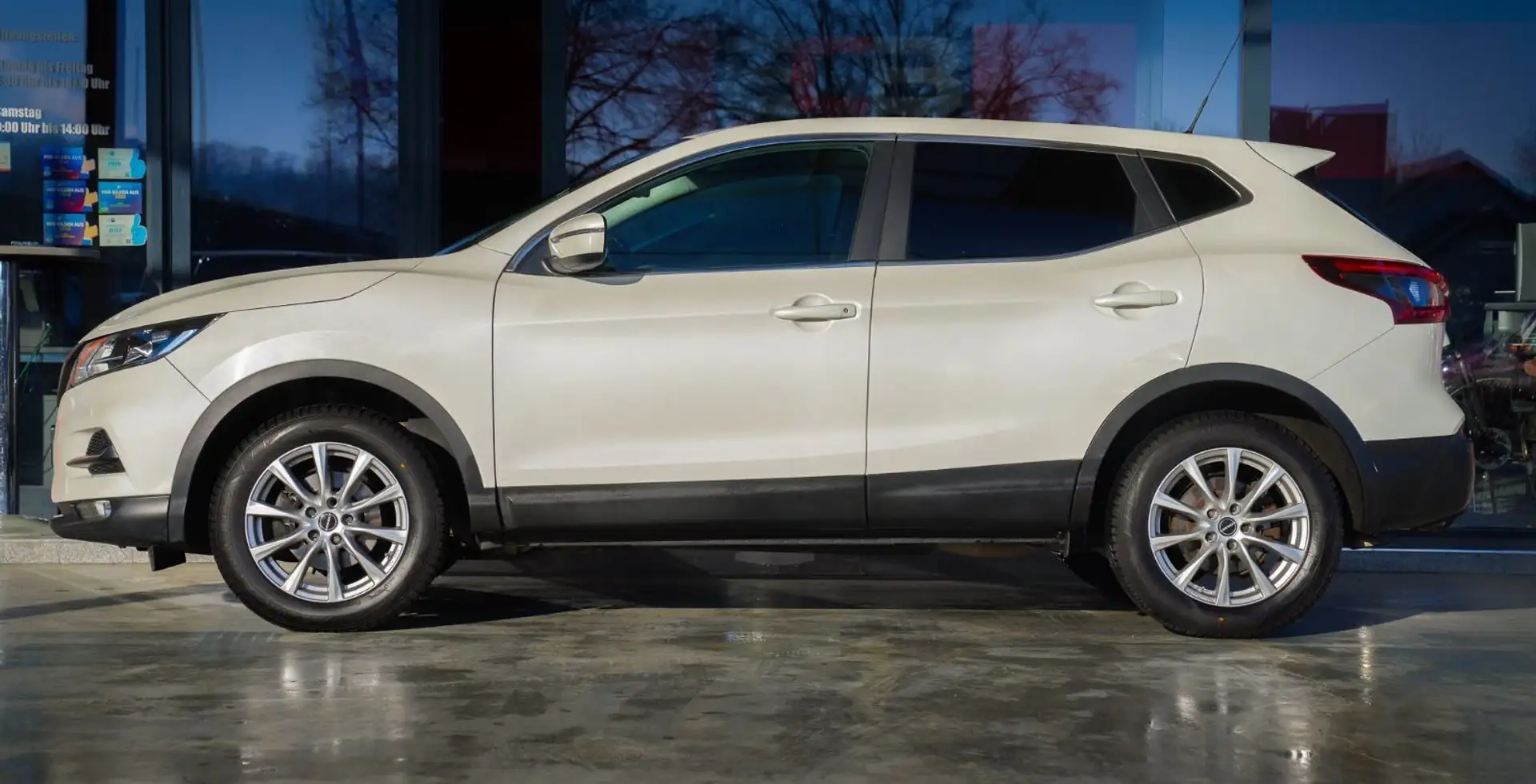 Nissan Qashqai Acenta *Automatik/Temp./AHK* Weiß - 2