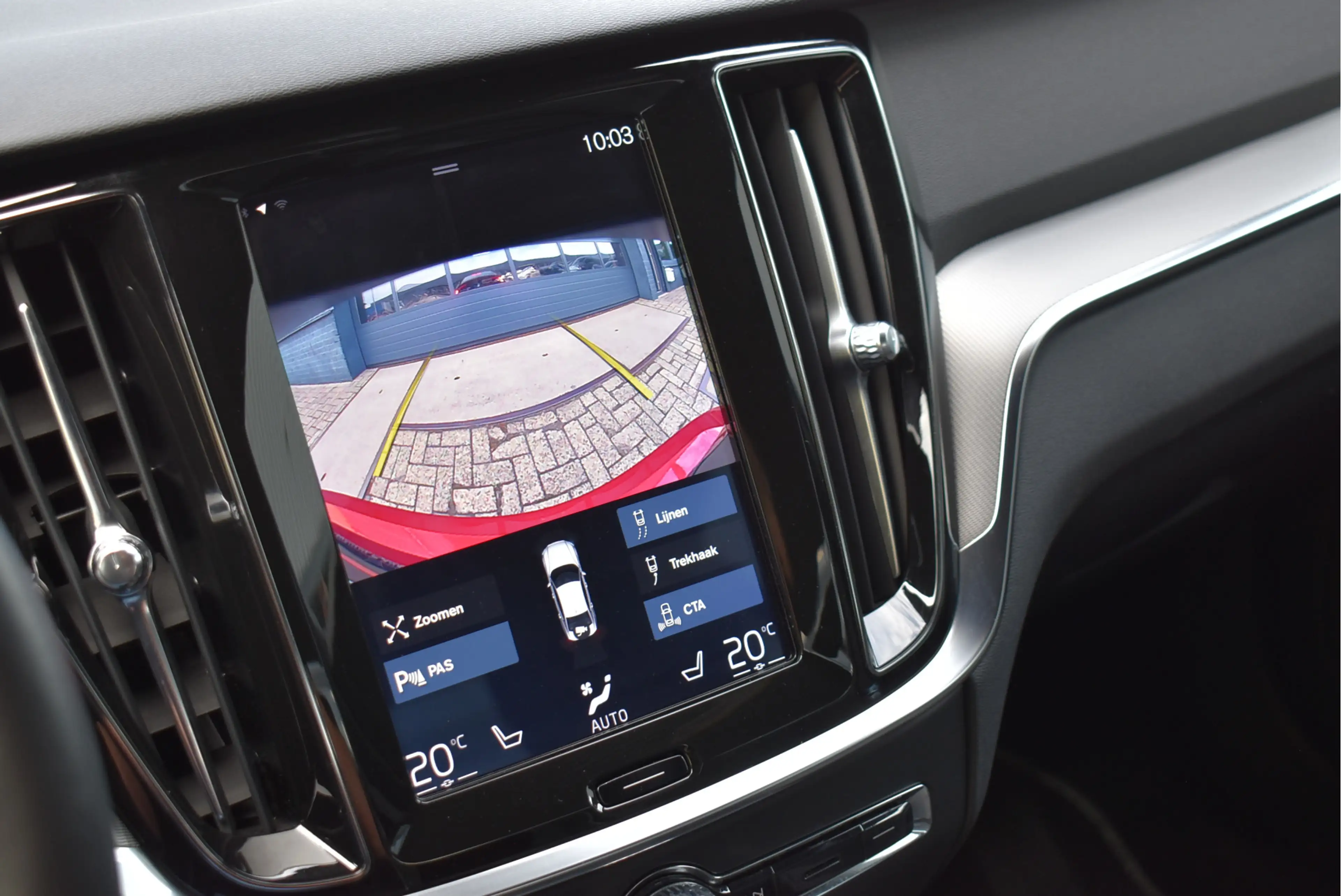 Volvo S60 2.0 T6 AWD Twin Engine R-Design Navi Leder Full Le — photo 17