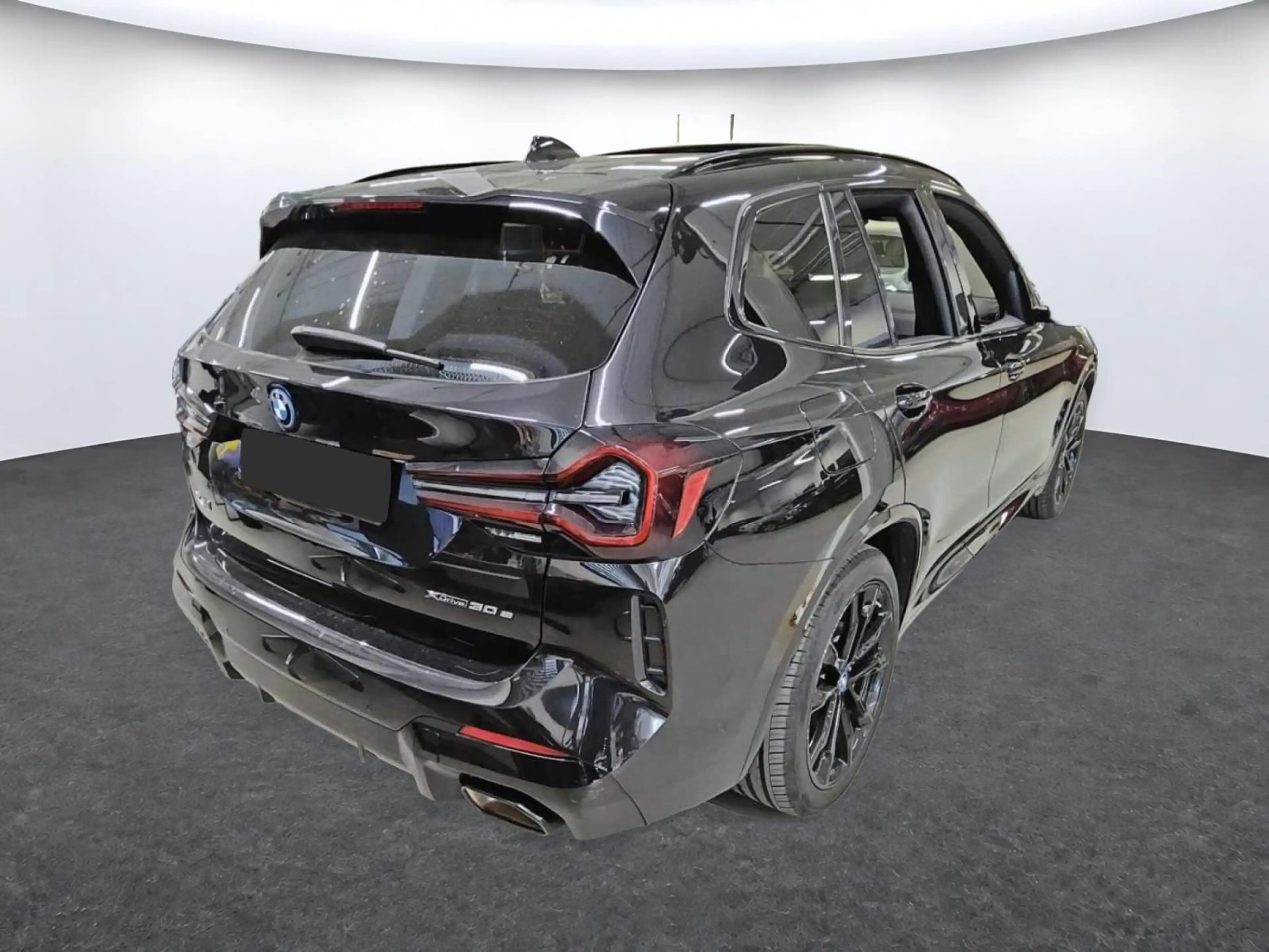 BMW X3 xDrive30e M Sport/Panorama/Driving Assistant/ — photo 4