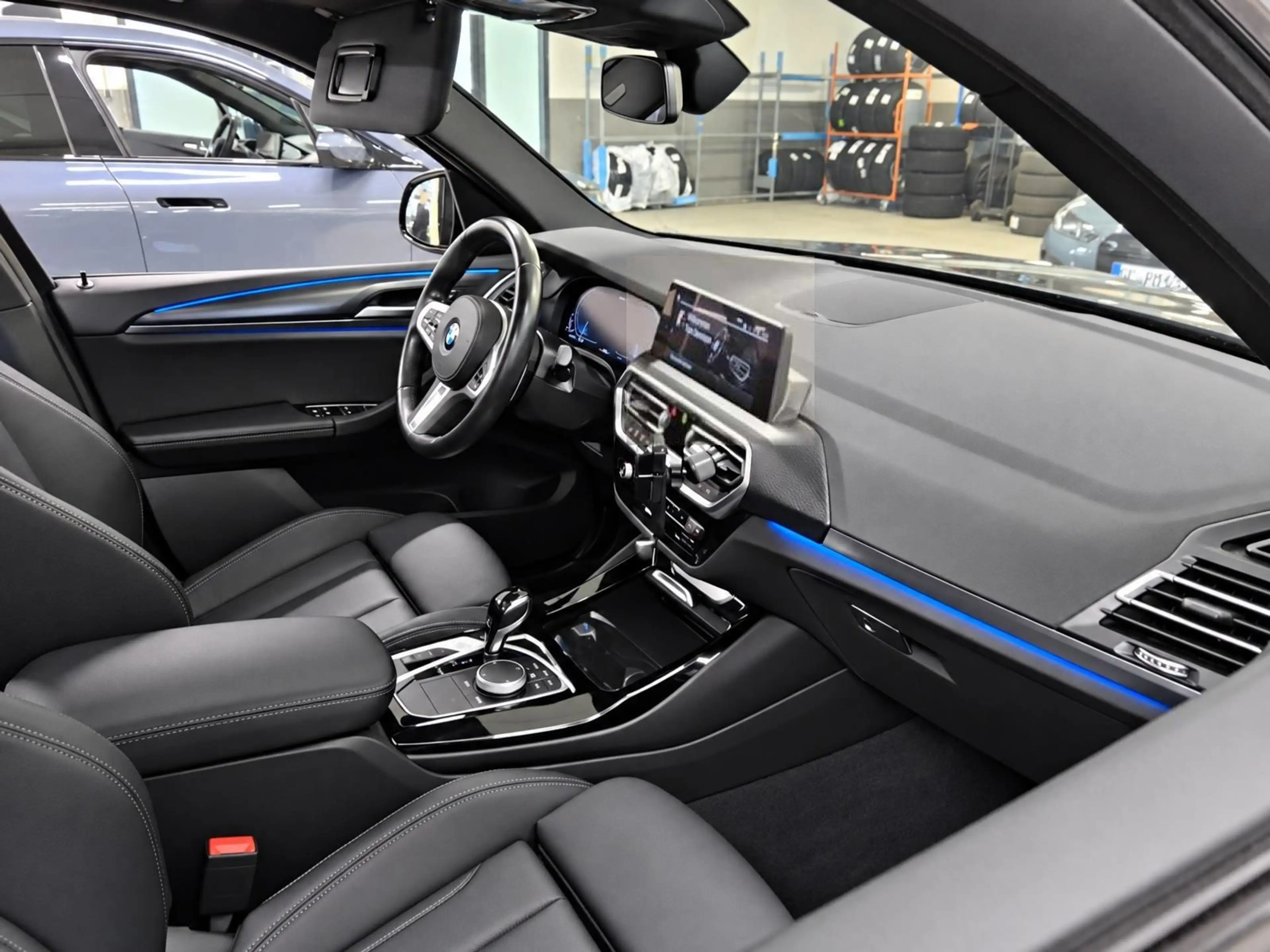 BMW X3 xDrive30e M Sport/Panorama/Driving Assistant/ — photo 3