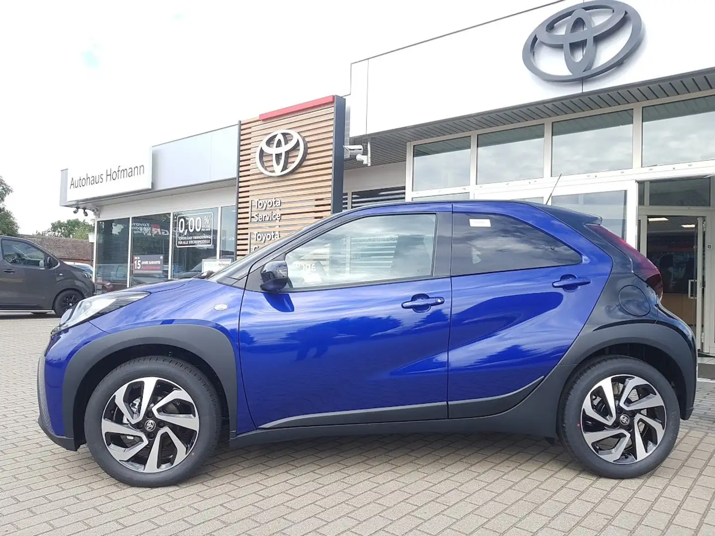 Toyota Aygo X - Teamplayer - Blau - 2