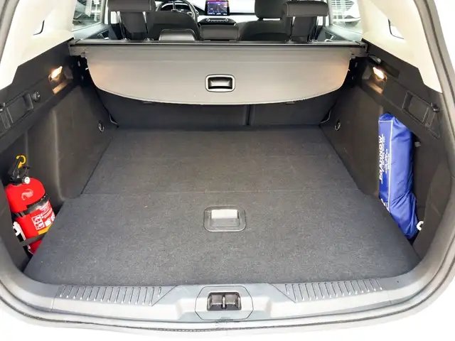 Ford Focus view 6