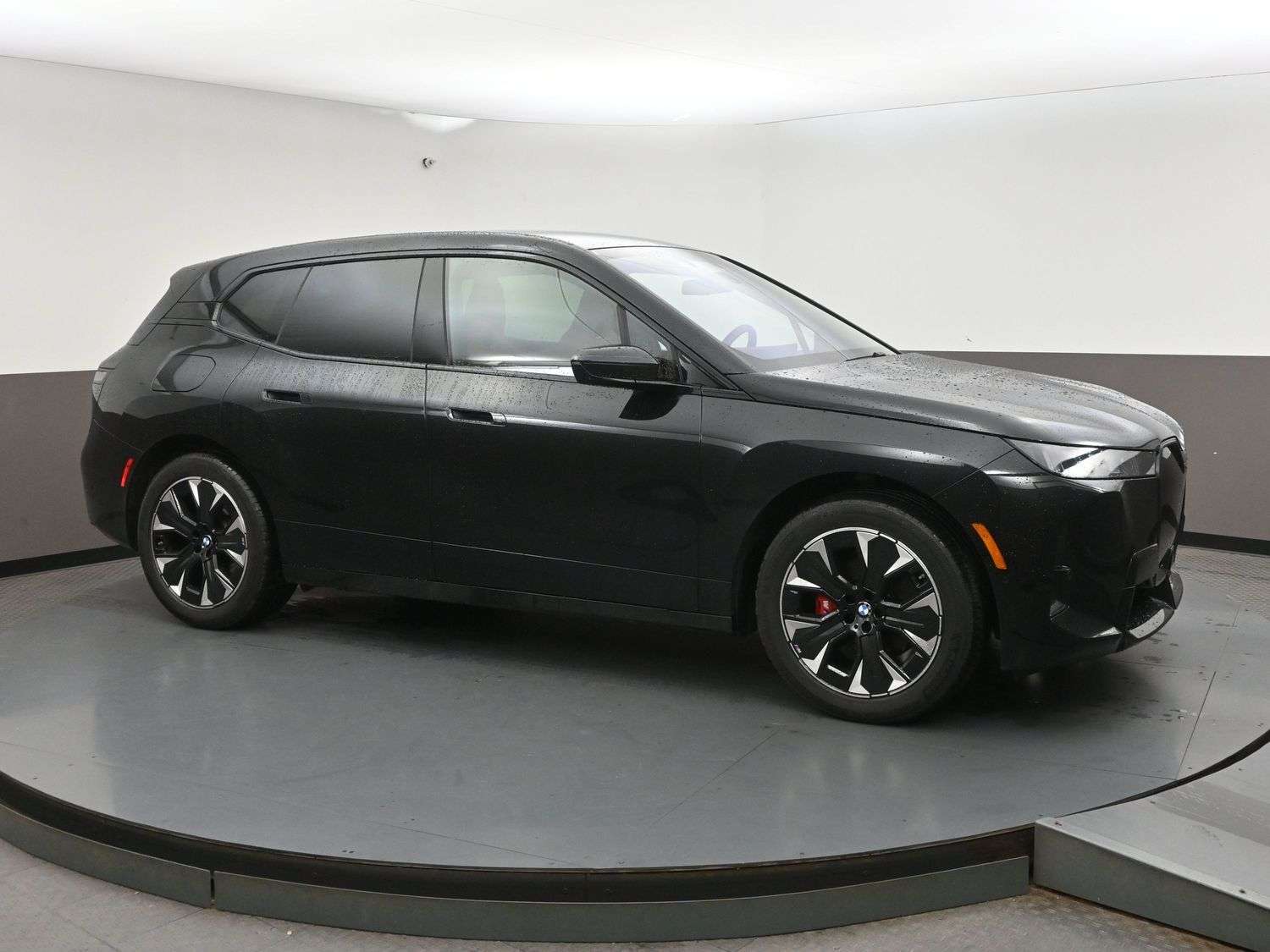 2026 BMW iX xDrive60 PREMIUM ESSENTIAL, M SPORT PRO, ADVANCED