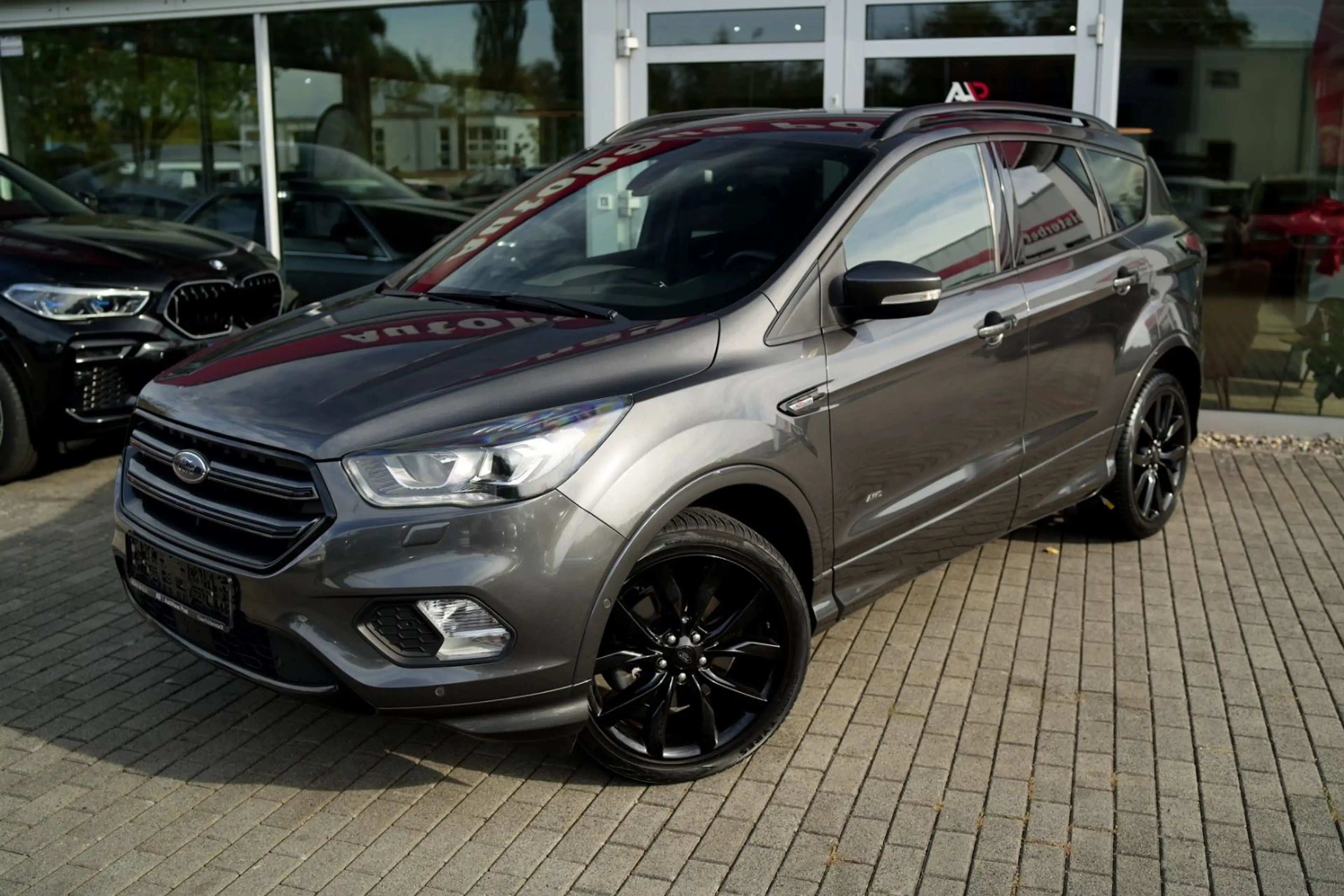 Ford Kuga AWD ST-Line Kamera Sitz&Lenkradheizung Navi